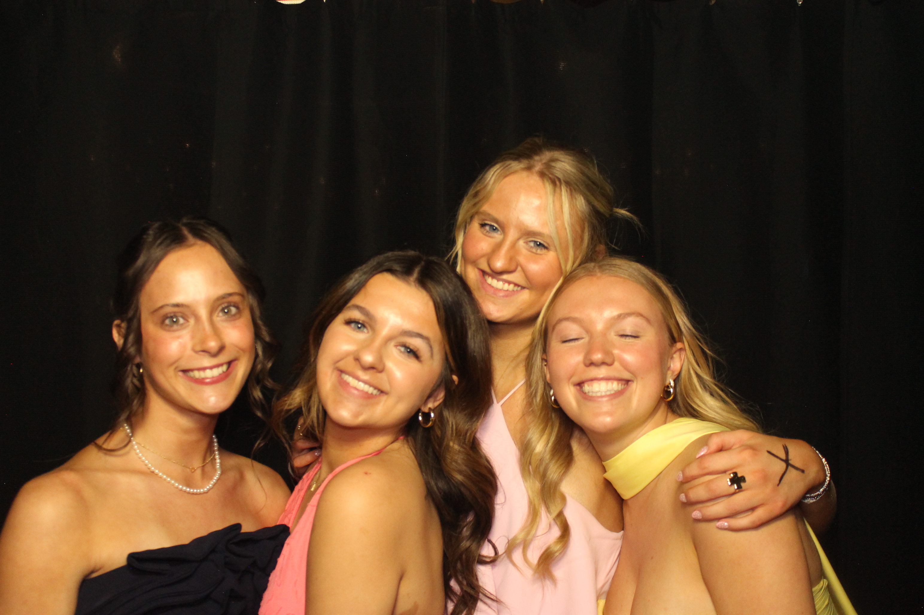 Tri Delta Formal | View more photos from the event at gallery.photoboothcincy.com/u/PhotoBoothCincy/Tri-Delta-Formal