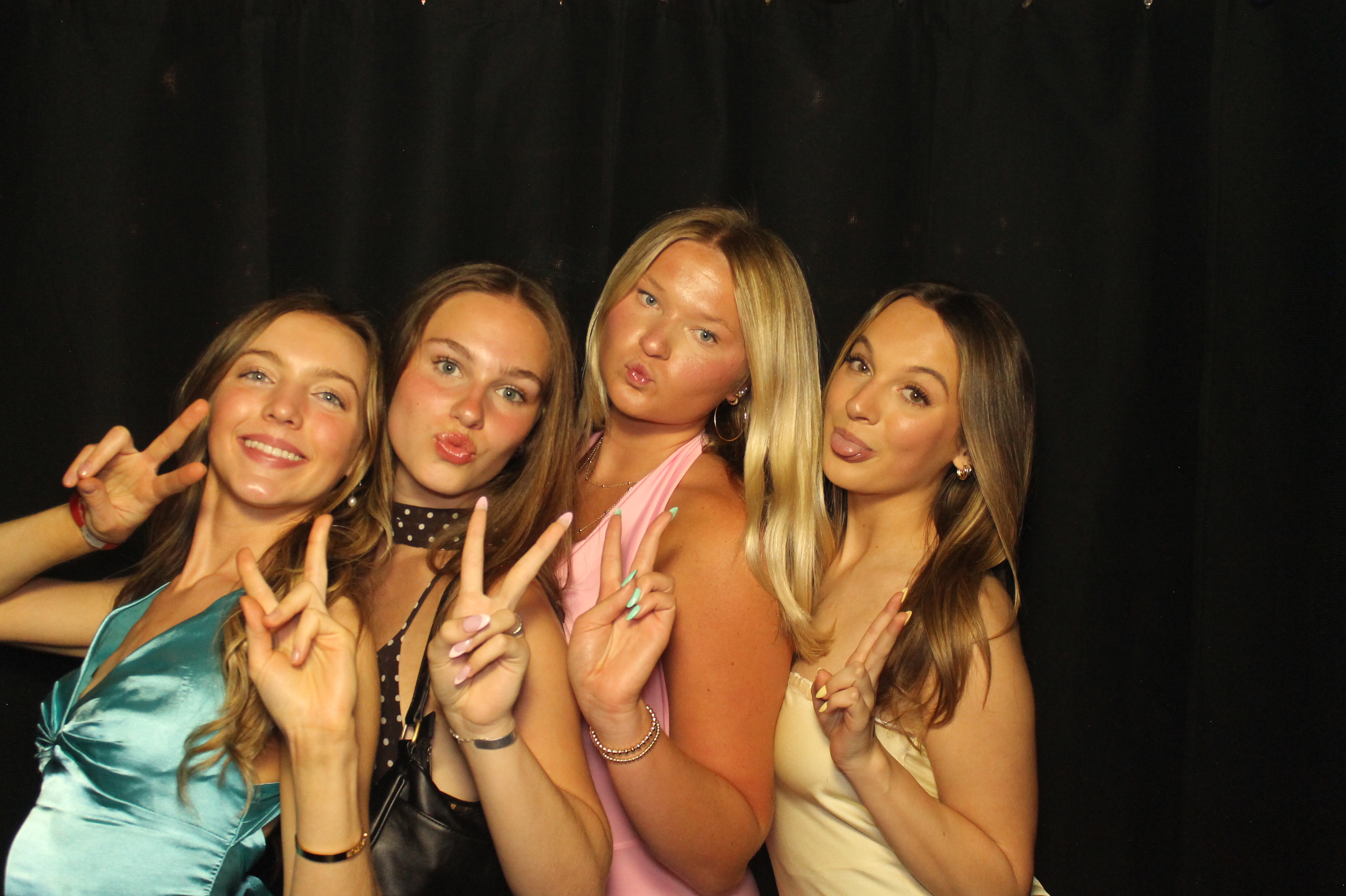 Tri Delta Formal | View more photos from the event at gallery.photoboothcincy.com/u/PhotoBoothCincy/Tri-Delta-Formal