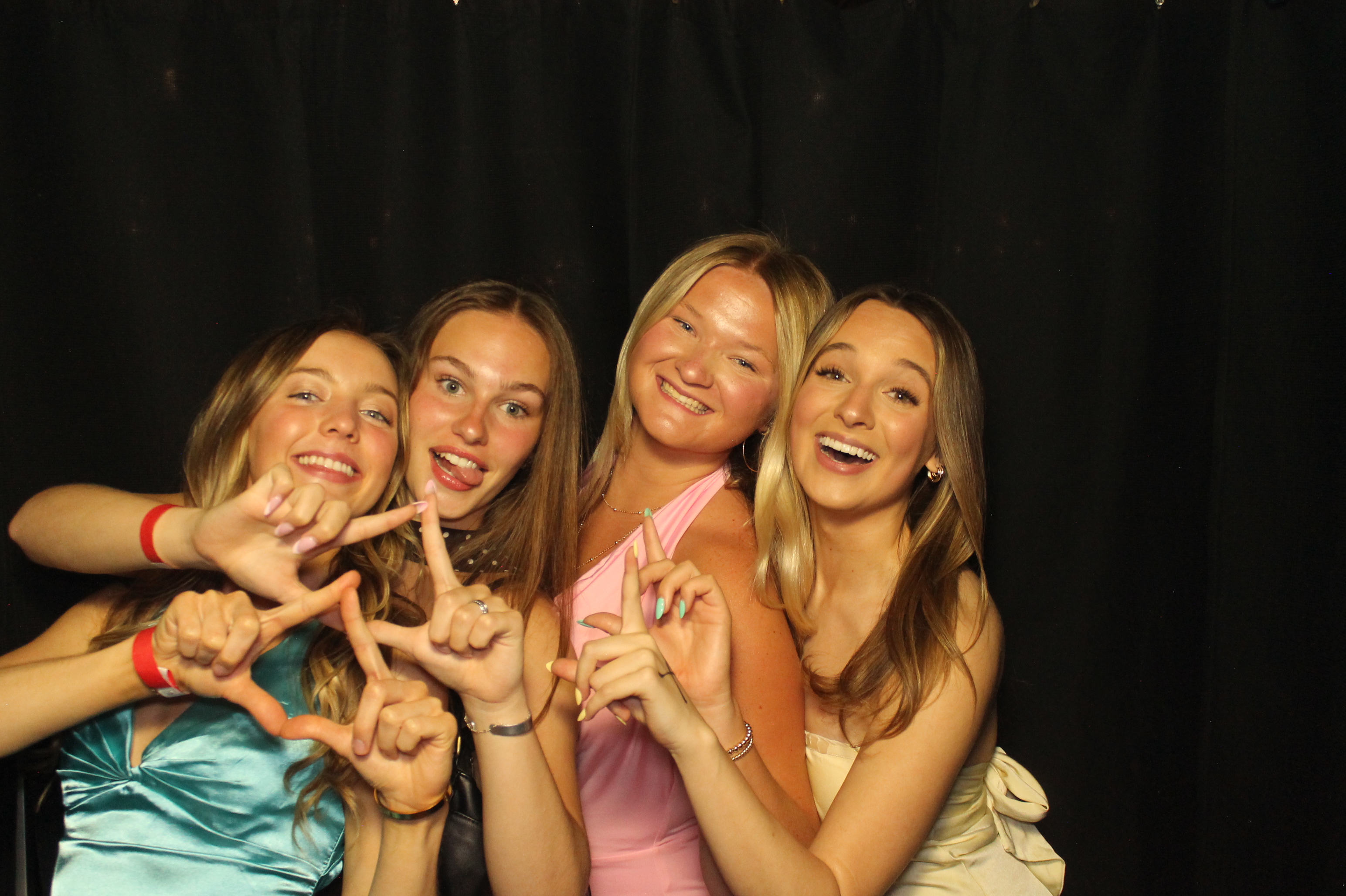 Tri Delta Formal | View more photos from the event at gallery.photoboothcincy.com/u/PhotoBoothCincy/Tri-Delta-Formal