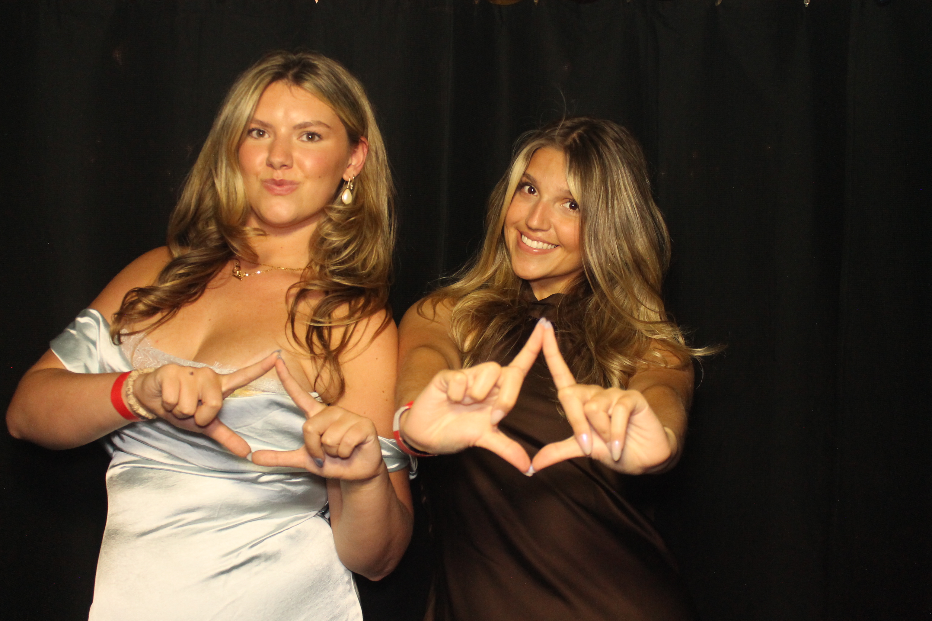 Tri Delta Formal | View more photos from the event at gallery.photoboothcincy.com/u/PhotoBoothCincy/Tri-Delta-Formal