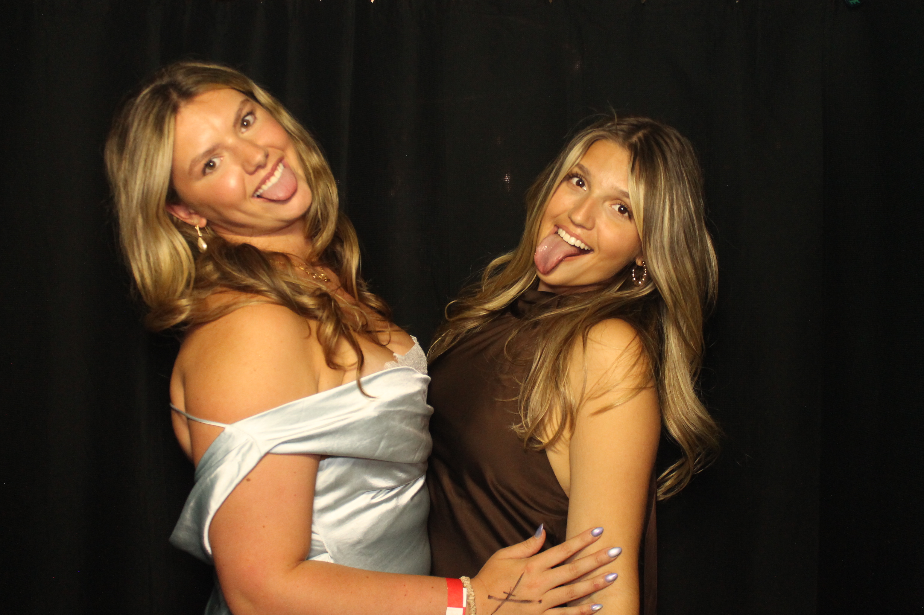 Tri Delta Formal | View more photos from the event at gallery.photoboothcincy.com/u/PhotoBoothCincy/Tri-Delta-Formal