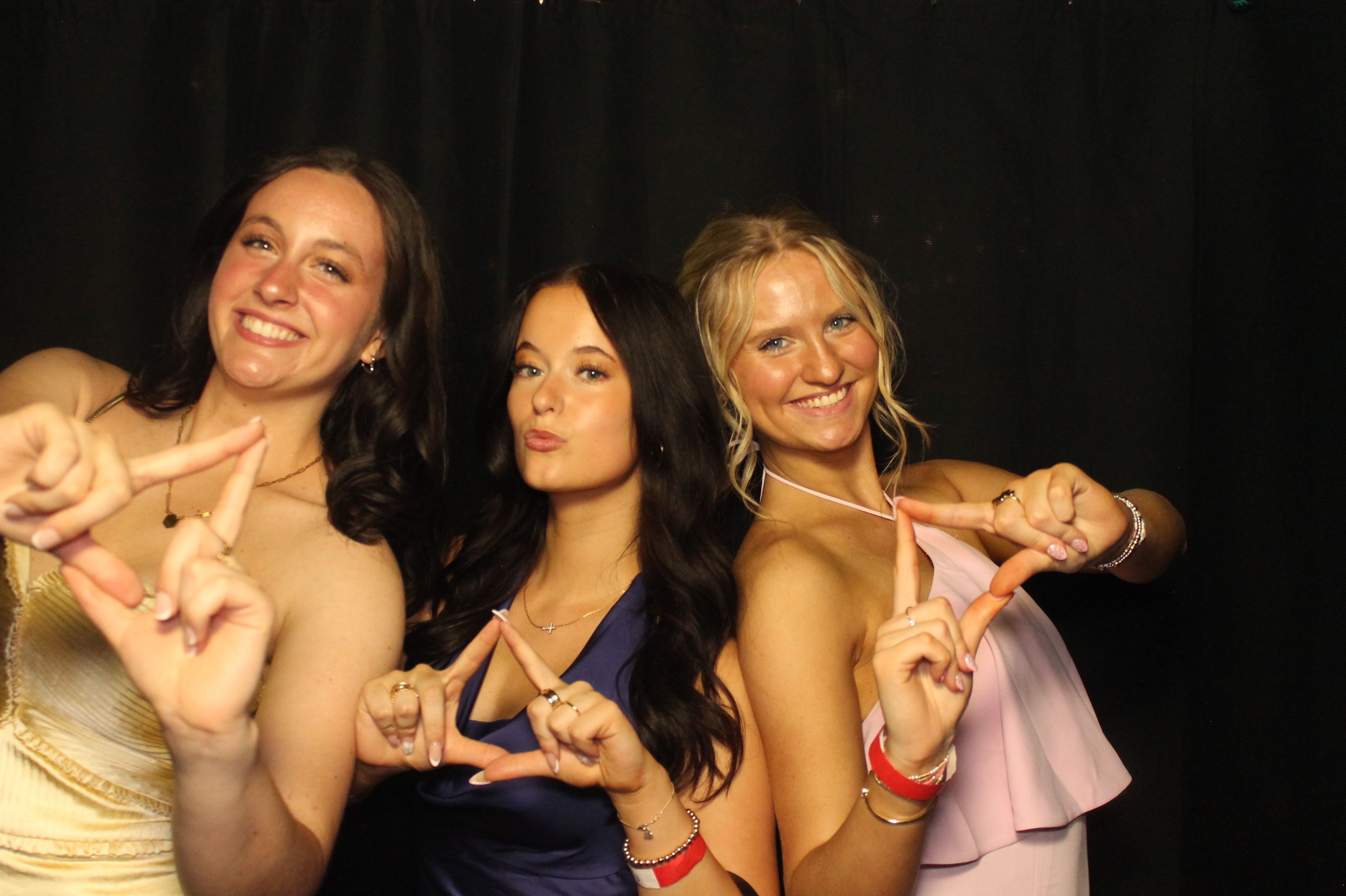 Tri Delta Formal | View more photos from the event at gallery.photoboothcincy.com/u/PhotoBoothCincy/Tri-Delta-Formal