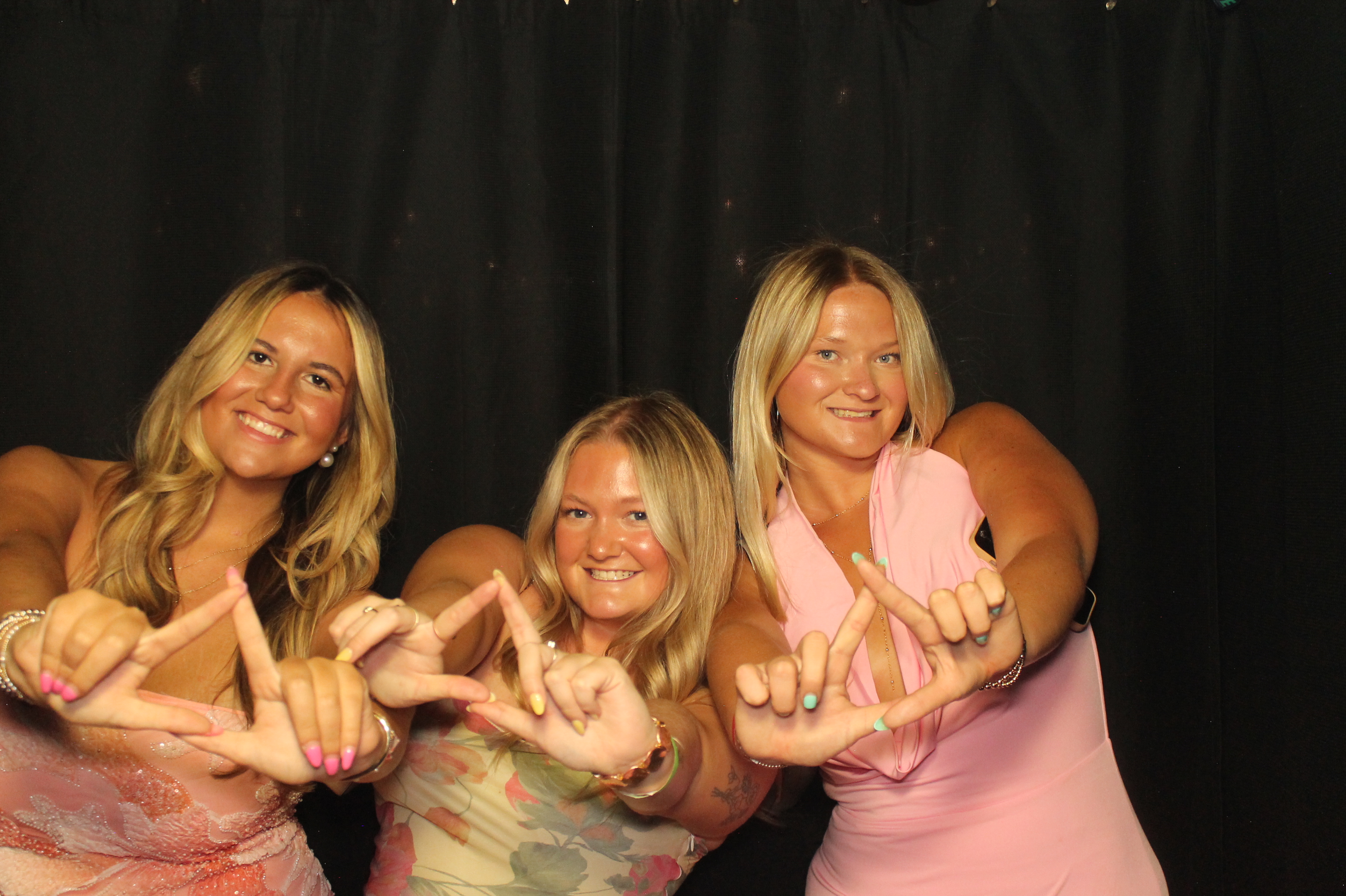 Tri Delta Formal | View more photos from the event at gallery.photoboothcincy.com/u/PhotoBoothCincy/Tri-Delta-Formal