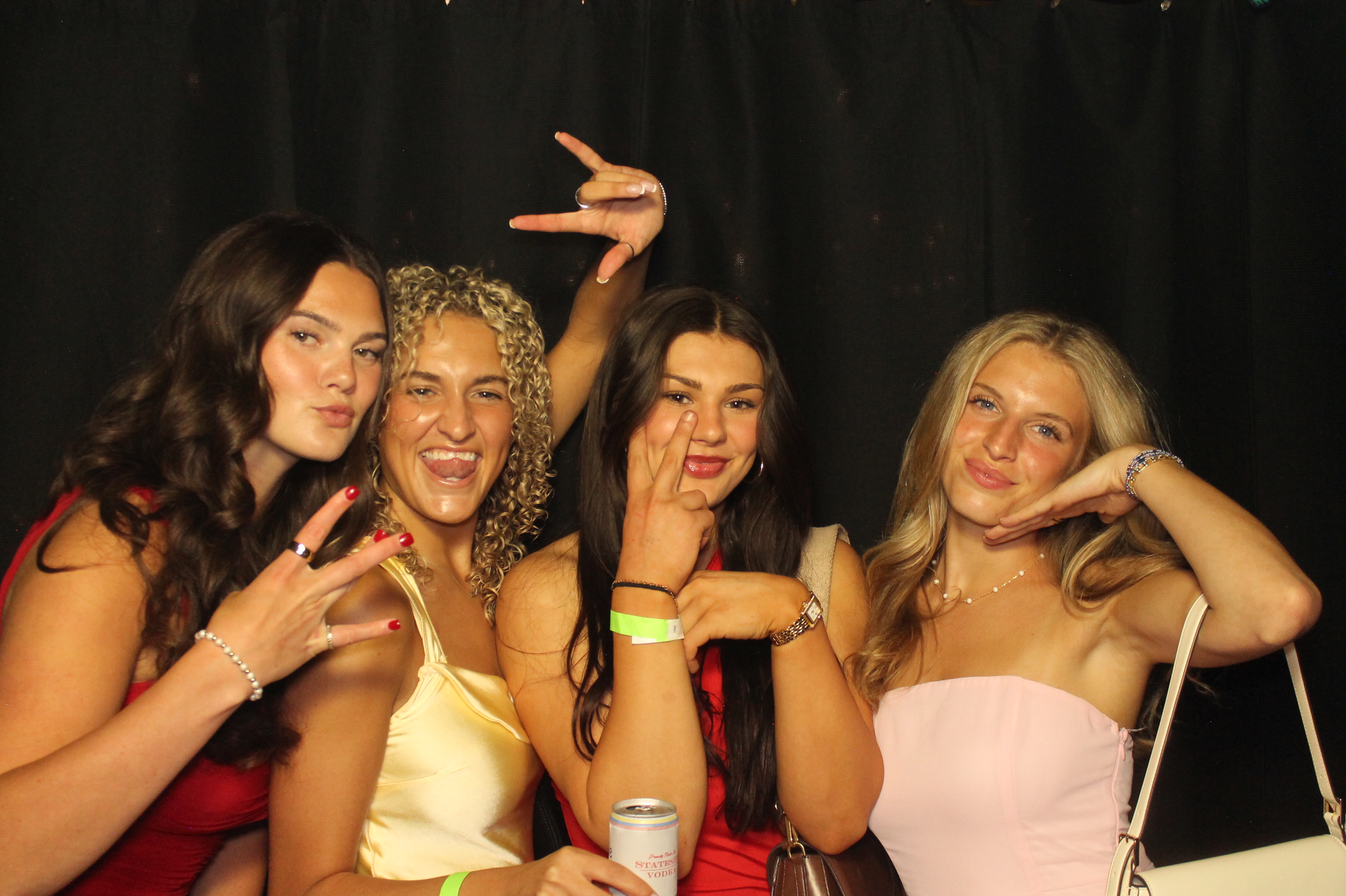 Tri Delta Formal | View more photos from the event at gallery.photoboothcincy.com/u/PhotoBoothCincy/Tri-Delta-Formal