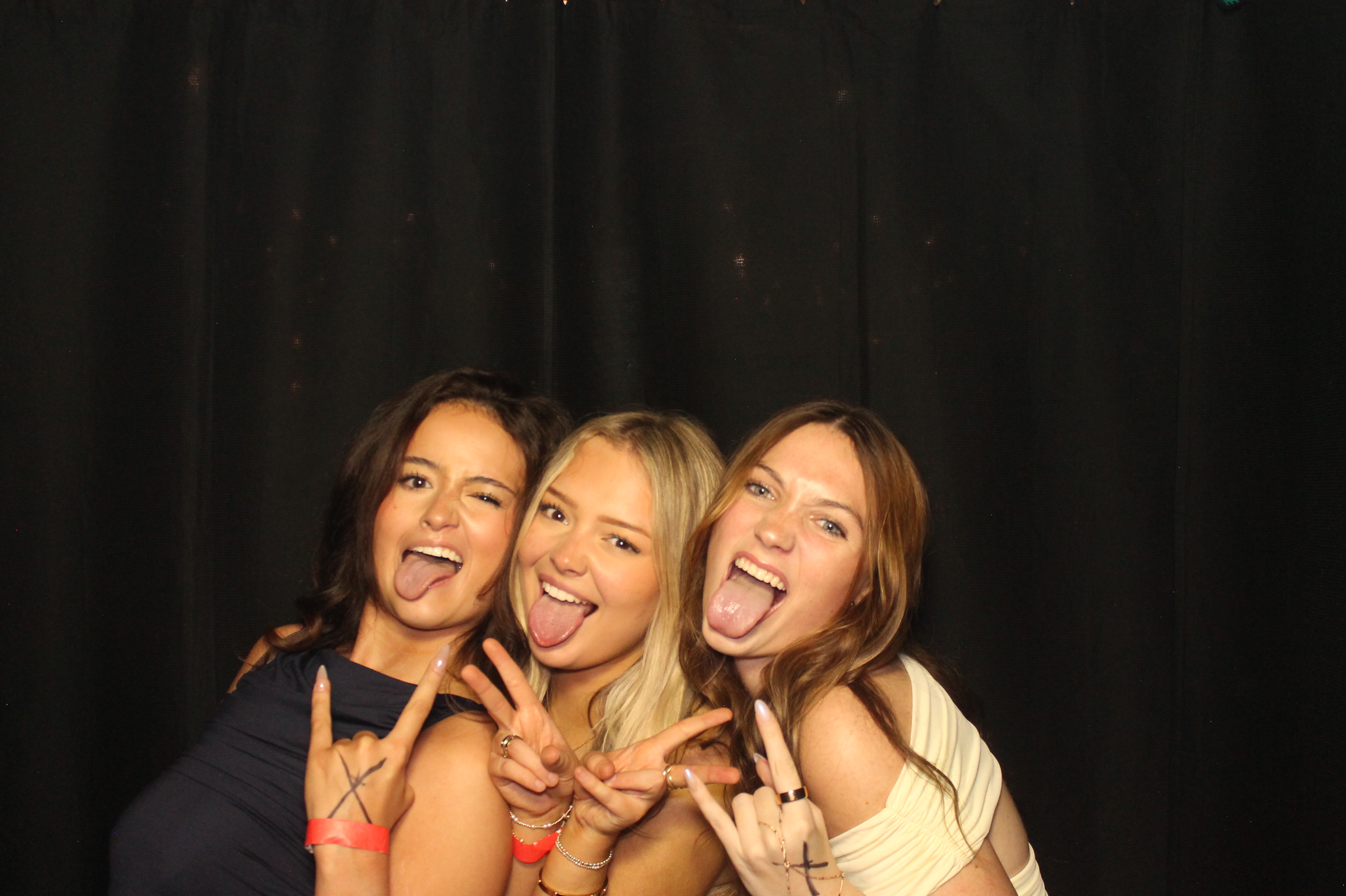 Tri Delta Formal | View more photos from the event at gallery.photoboothcincy.com/u/PhotoBoothCincy/Tri-Delta-Formal