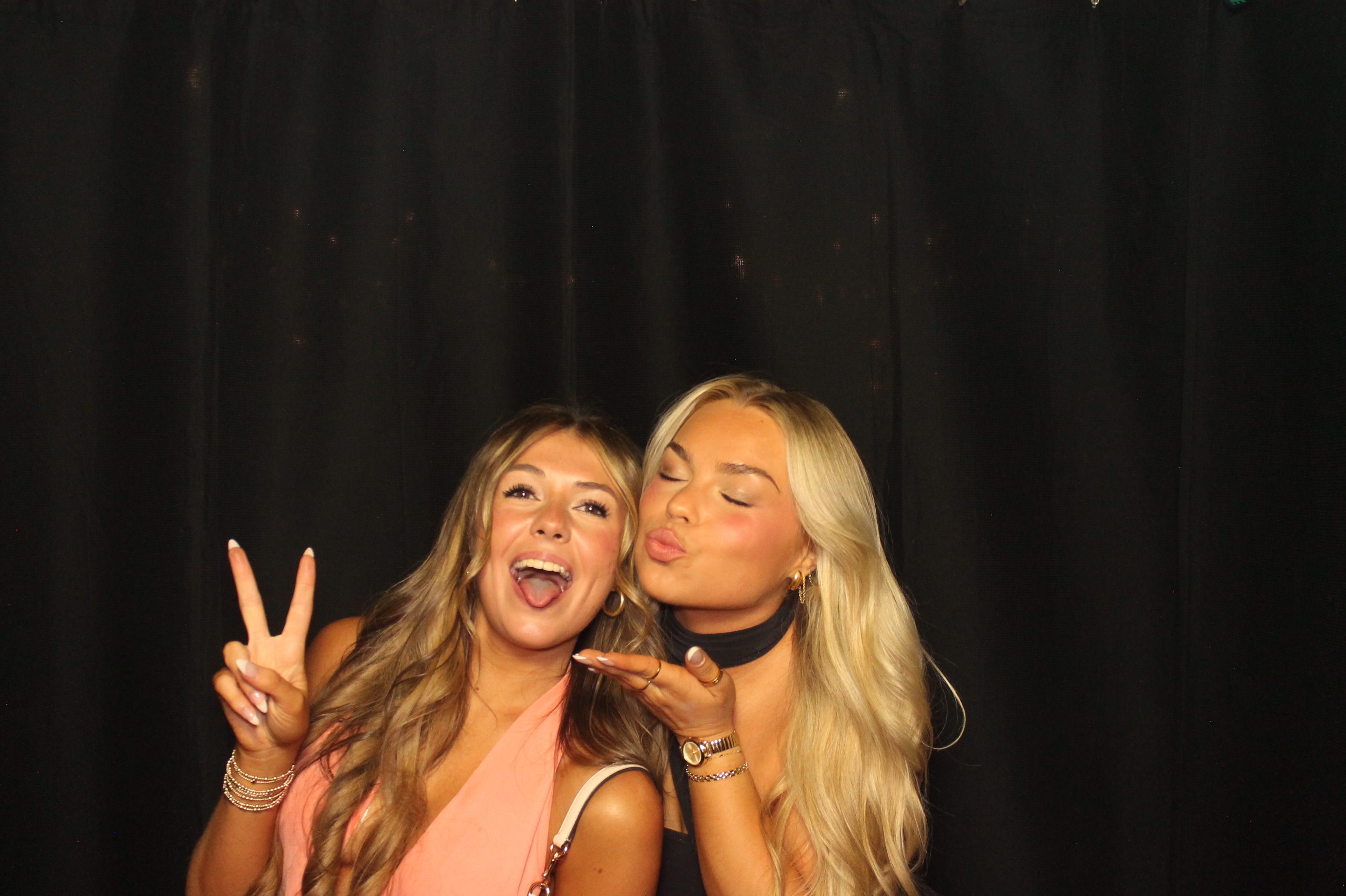 Tri Delta Formal | View more photos from the event at gallery.photoboothcincy.com/u/PhotoBoothCincy/Tri-Delta-Formal