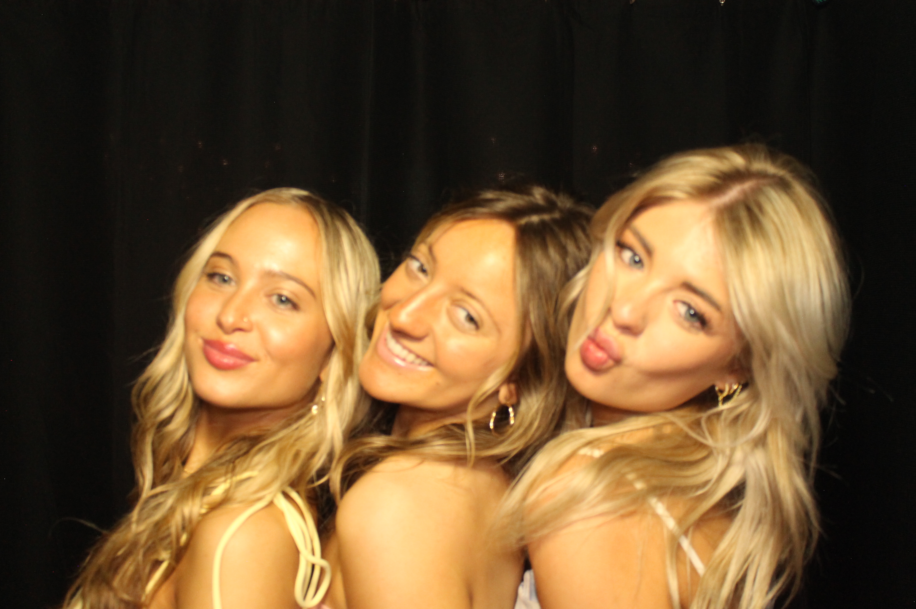 Tri Delta Formal | View more photos from the event at gallery.photoboothcincy.com/u/PhotoBoothCincy/Tri-Delta-Formal