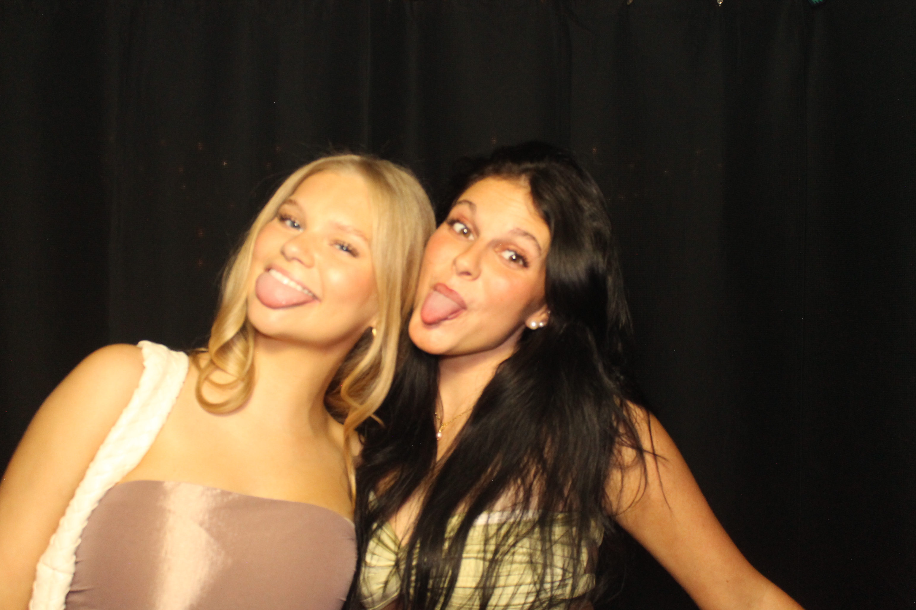 Tri Delta Formal | View more photos from the event at gallery.photoboothcincy.com/u/PhotoBoothCincy/Tri-Delta-Formal