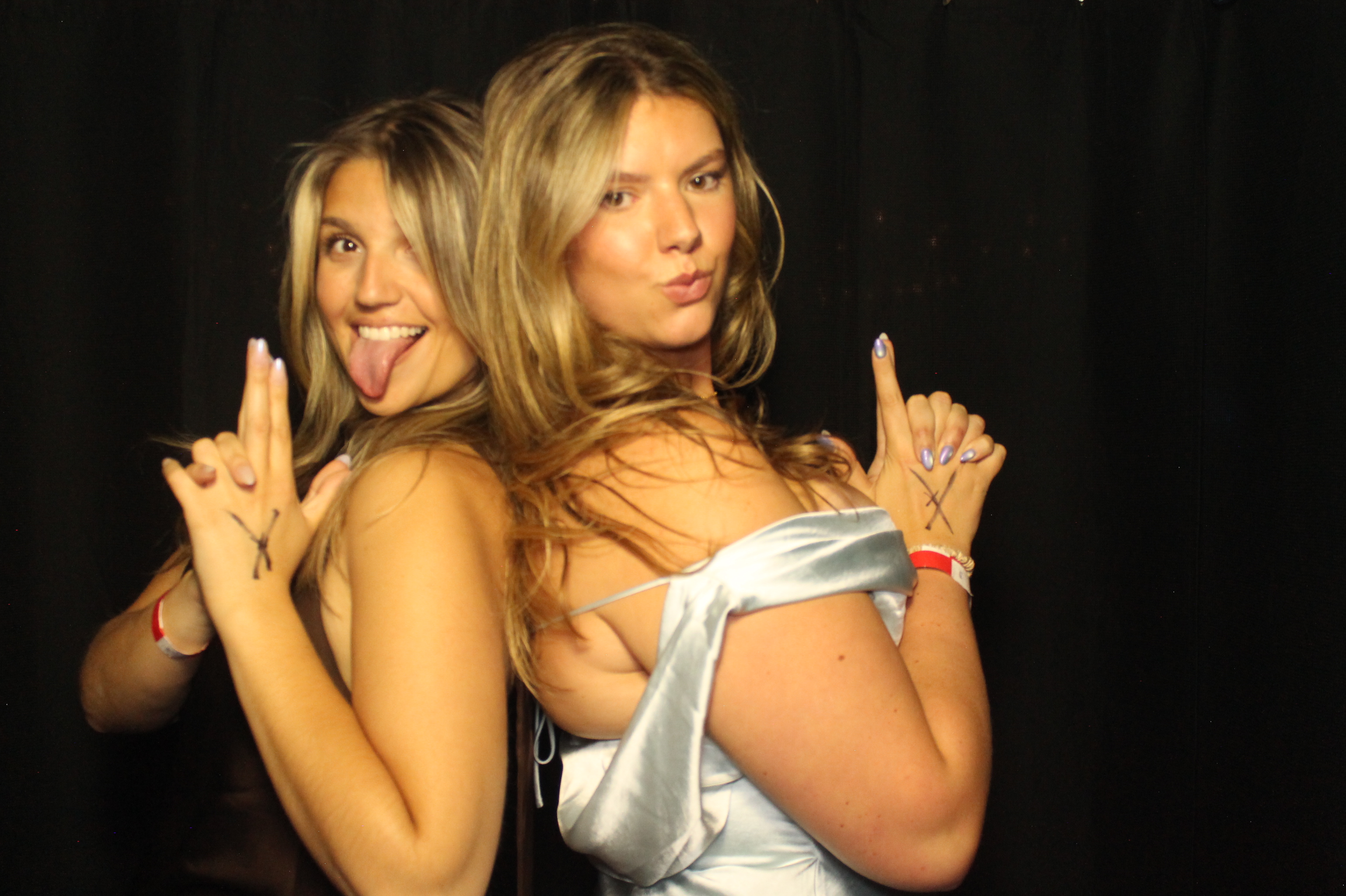 Tri Delta Formal | View more photos from the event at gallery.photoboothcincy.com/u/PhotoBoothCincy/Tri-Delta-Formal