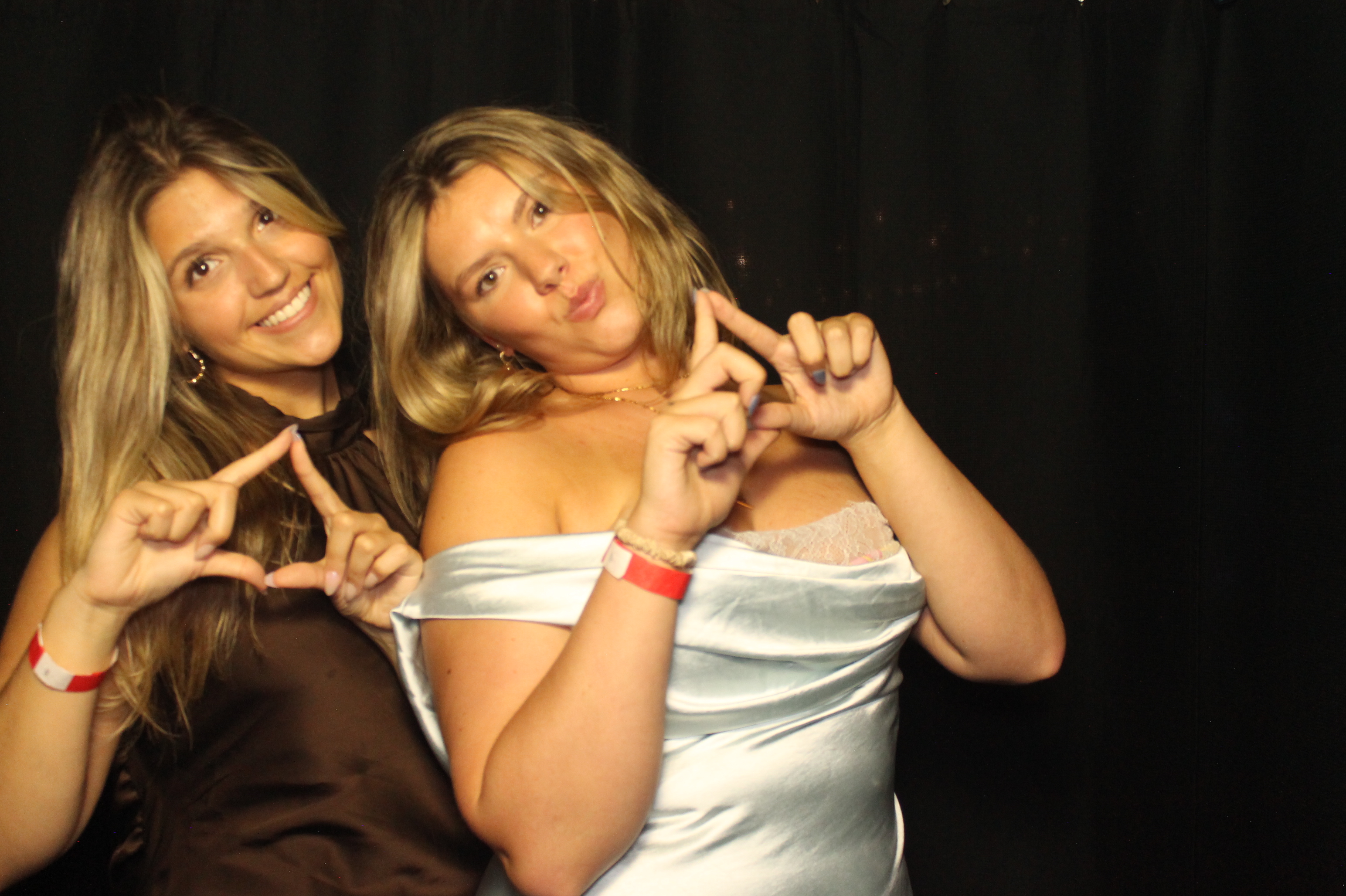 Tri Delta Formal | View more photos from the event at gallery.photoboothcincy.com/u/PhotoBoothCincy/Tri-Delta-Formal
