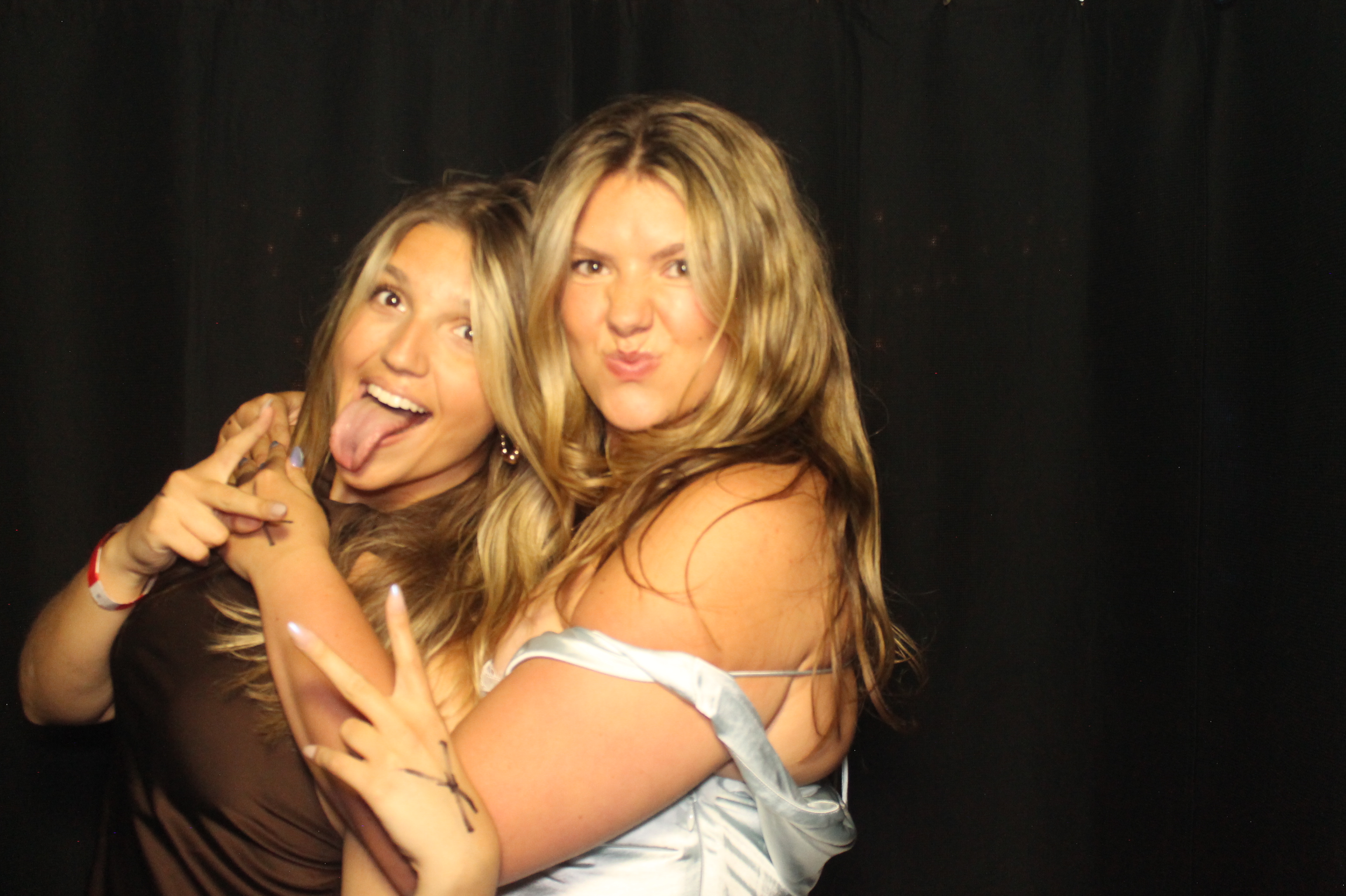 Tri Delta Formal | View more photos from the event at gallery.photoboothcincy.com/u/PhotoBoothCincy/Tri-Delta-Formal