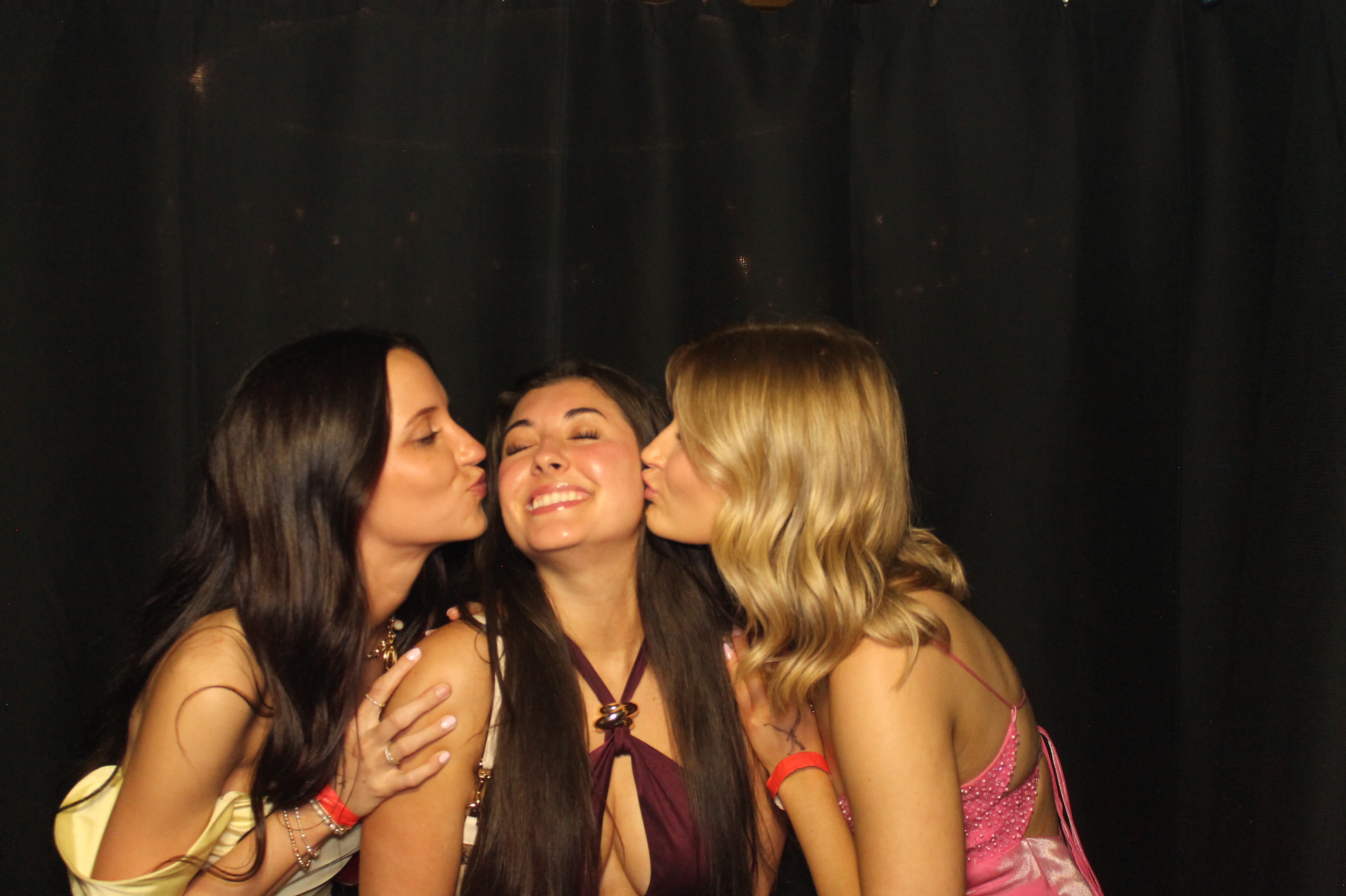 Tri Delta Formal | View more photos from the event at gallery.photoboothcincy.com/u/PhotoBoothCincy/Tri-Delta-Formal