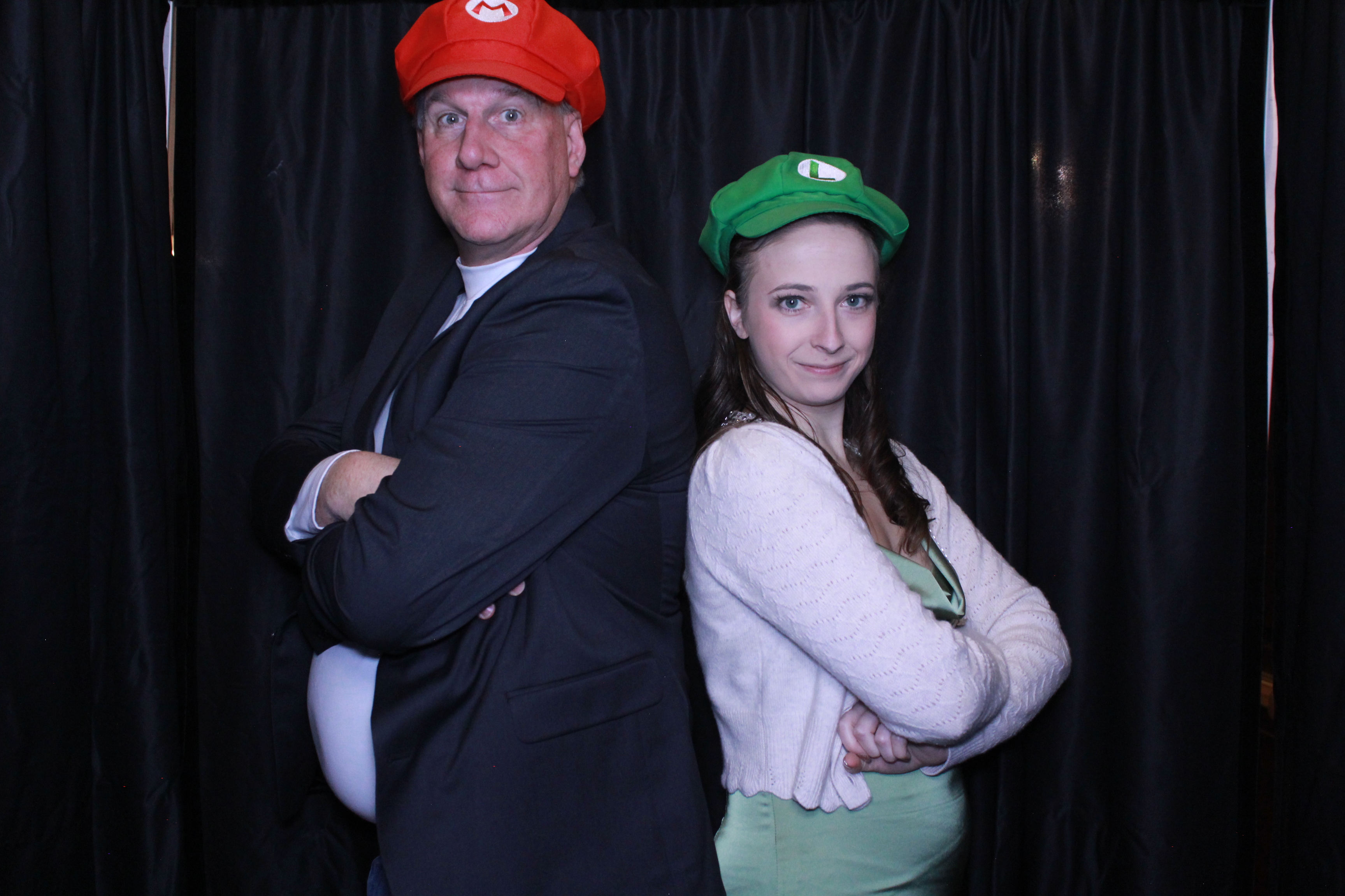 Turner Construction SSO Holiday Party | View more photos from the event at gallery.photoboothcincy.com/u/PhotoBoothCincy/Turner-Construction-SSO-Holiday-Party