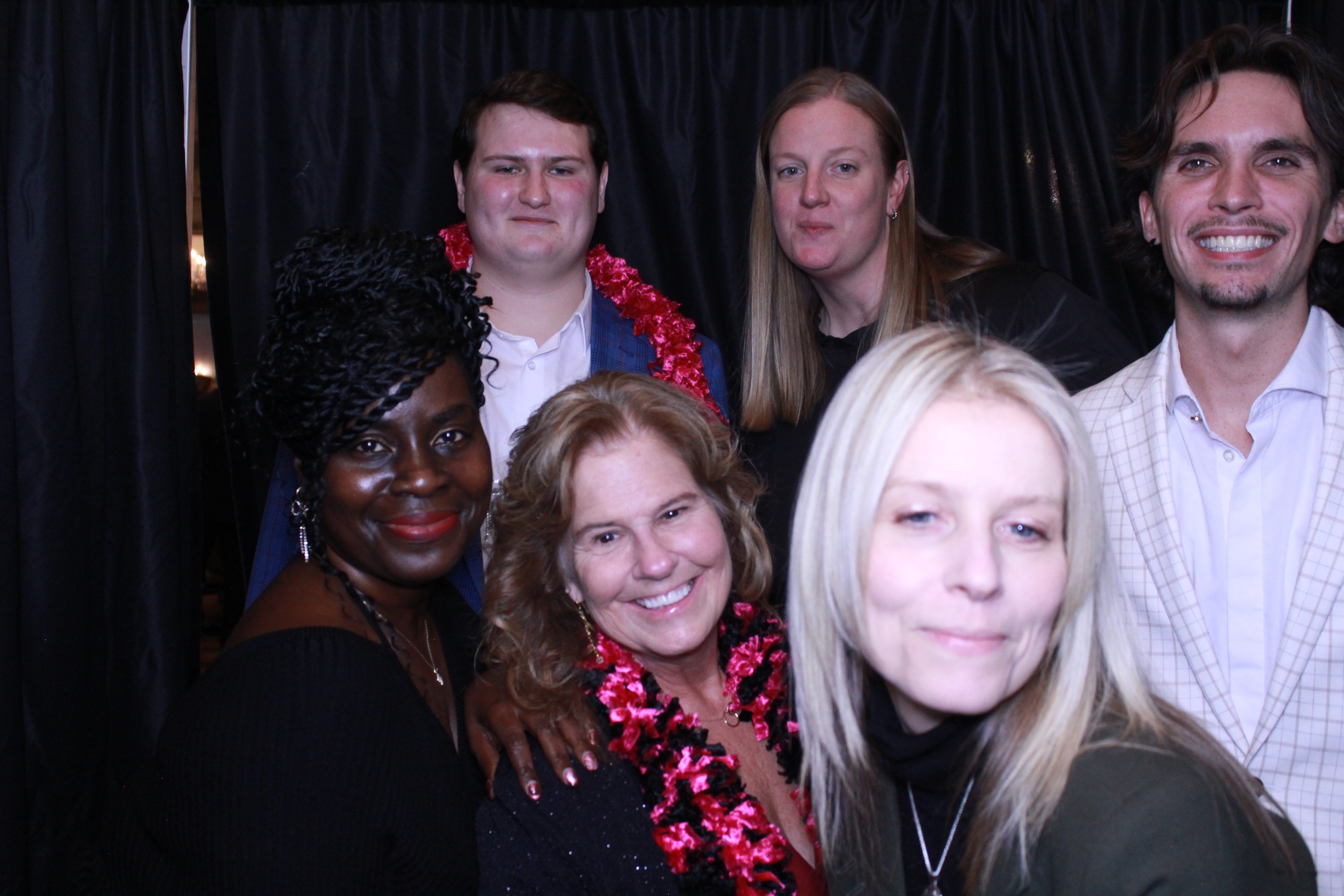 Turner Construction SSO Holiday Party | View more photos from the event at gallery.photoboothcincy.com/u/PhotoBoothCincy/Turner-Construction-SSO-Holiday-Party