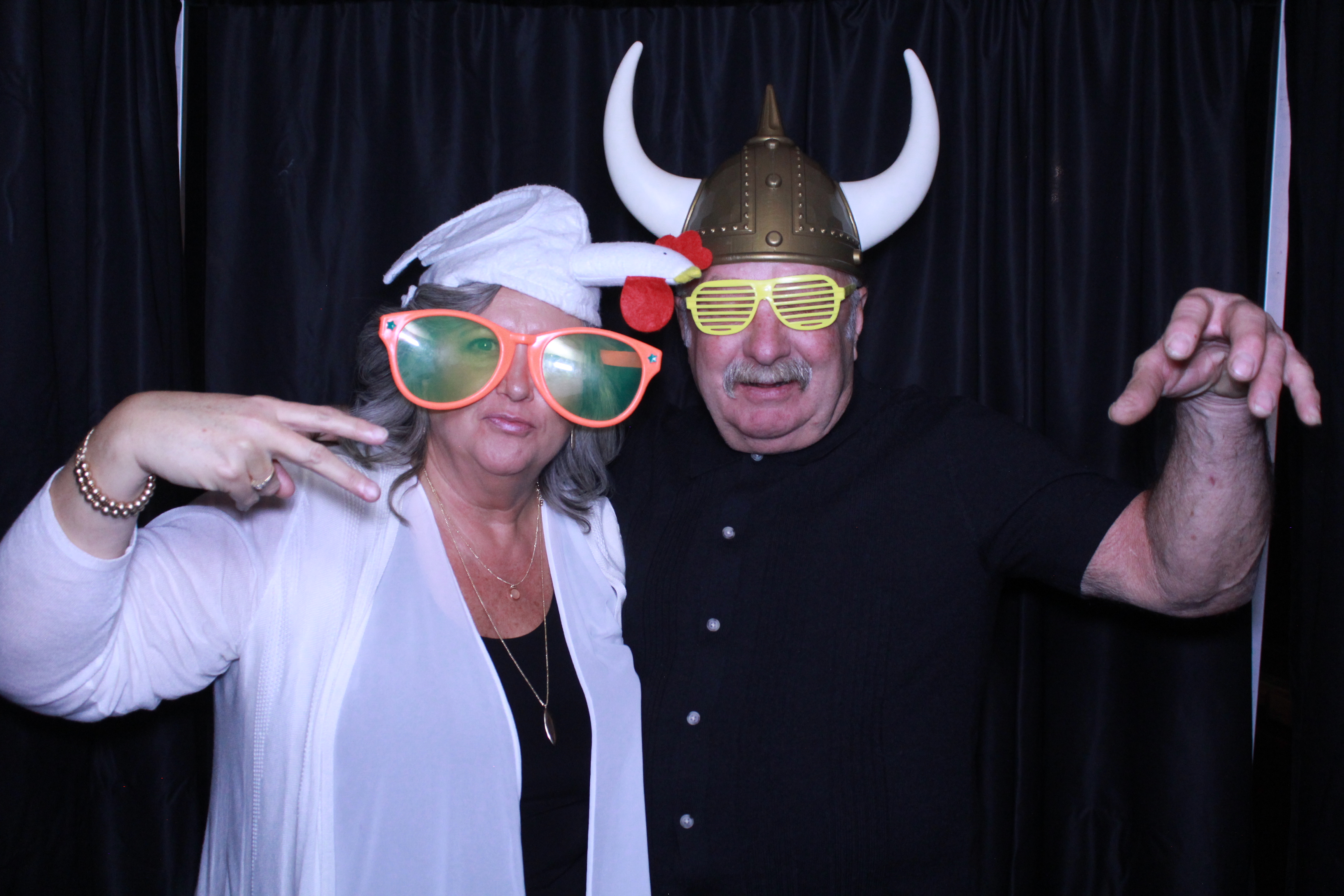 Turner Construction SSO Holiday Party | View more photos from the event at gallery.photoboothcincy.com/u/PhotoBoothCincy/Turner-Construction-SSO-Holiday-Party