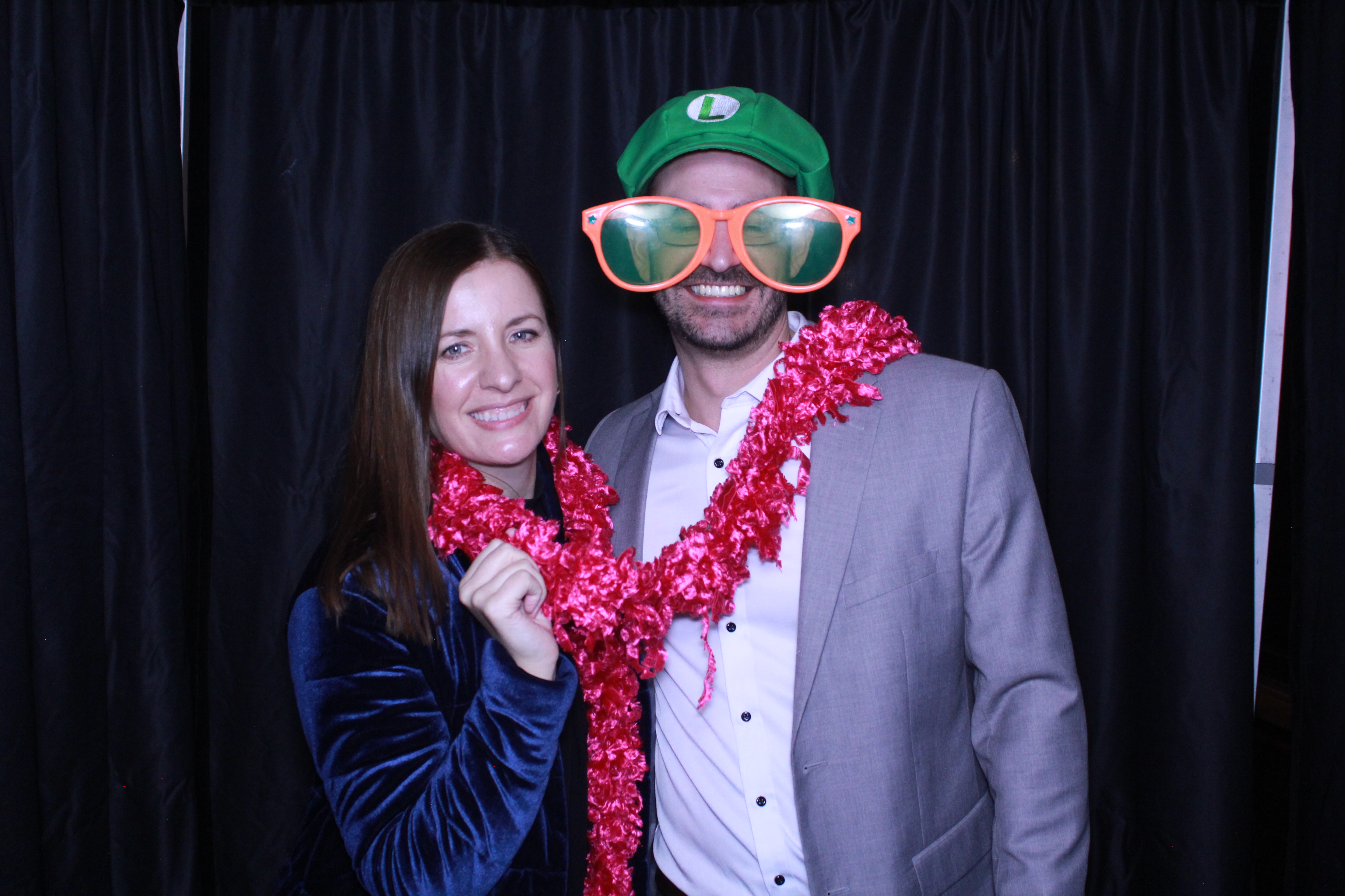 Turner Construction SSO Holiday Party | View more photos from the event at gallery.photoboothcincy.com/u/PhotoBoothCincy/Turner-Construction-SSO-Holiday-Party