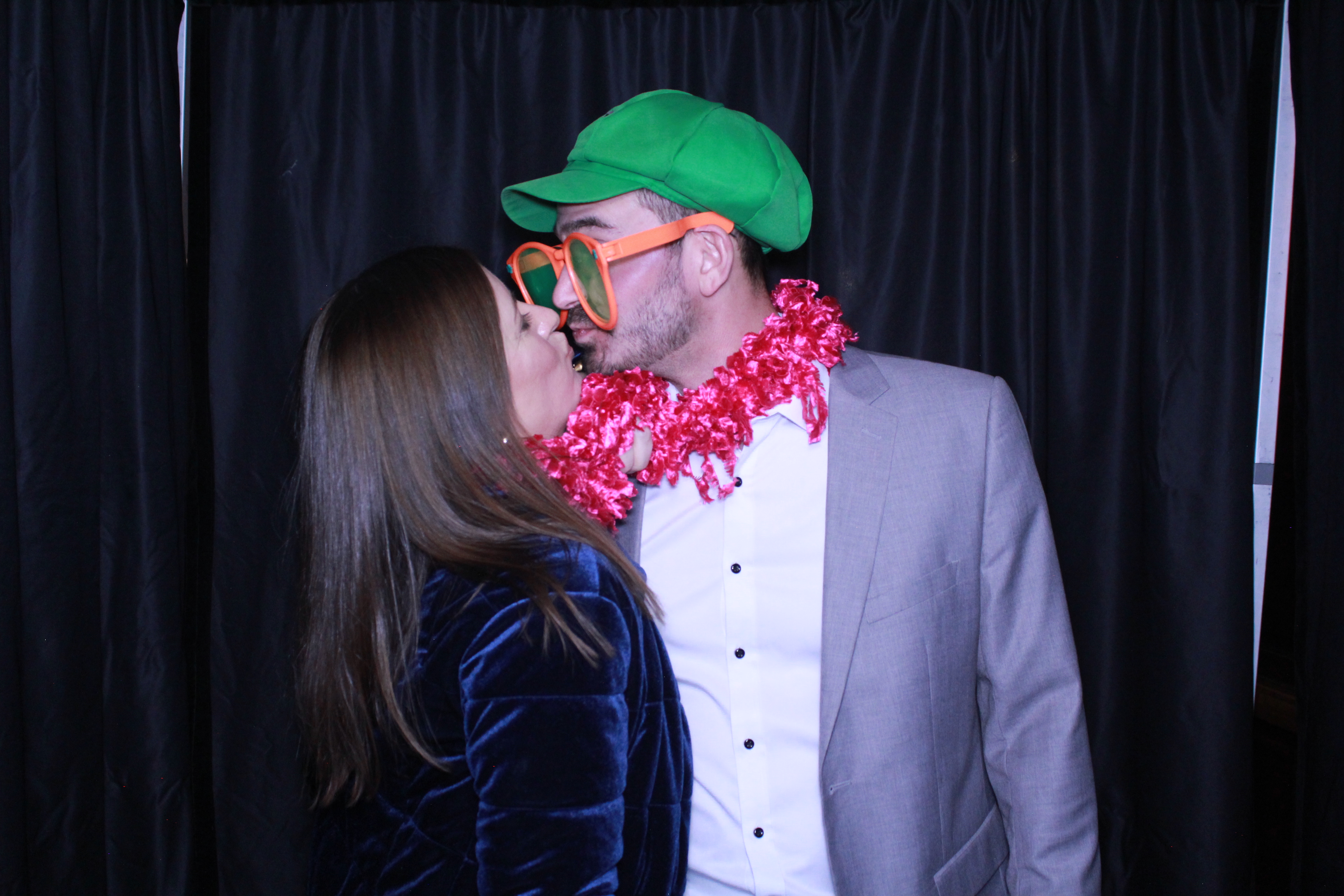 Turner Construction SSO Holiday Party | View more photos from the event at gallery.photoboothcincy.com/u/PhotoBoothCincy/Turner-Construction-SSO-Holiday-Party