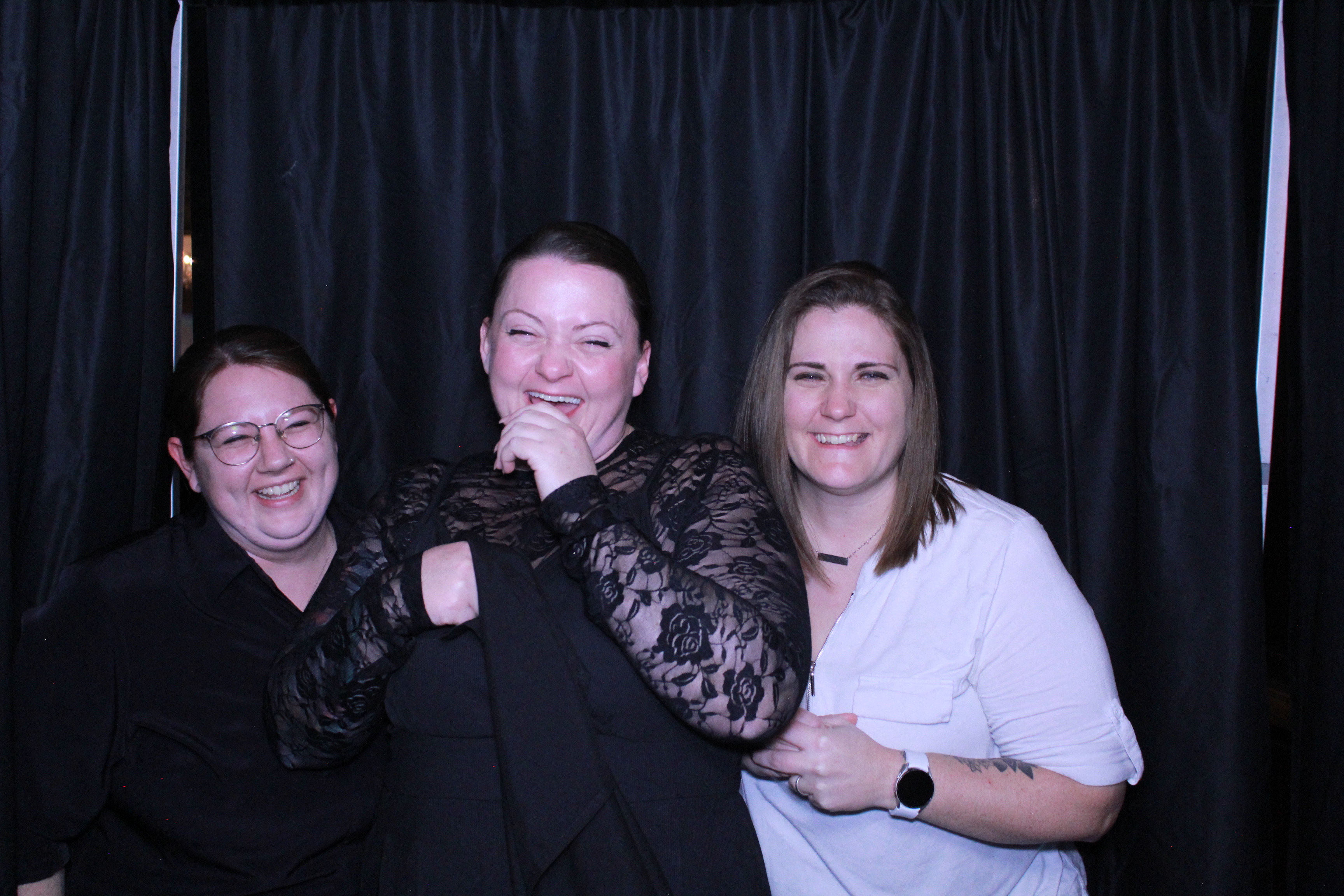Turner Construction SSO Holiday Party | View more photos from the event at gallery.photoboothcincy.com/u/PhotoBoothCincy/Turner-Construction-SSO-Holiday-Party