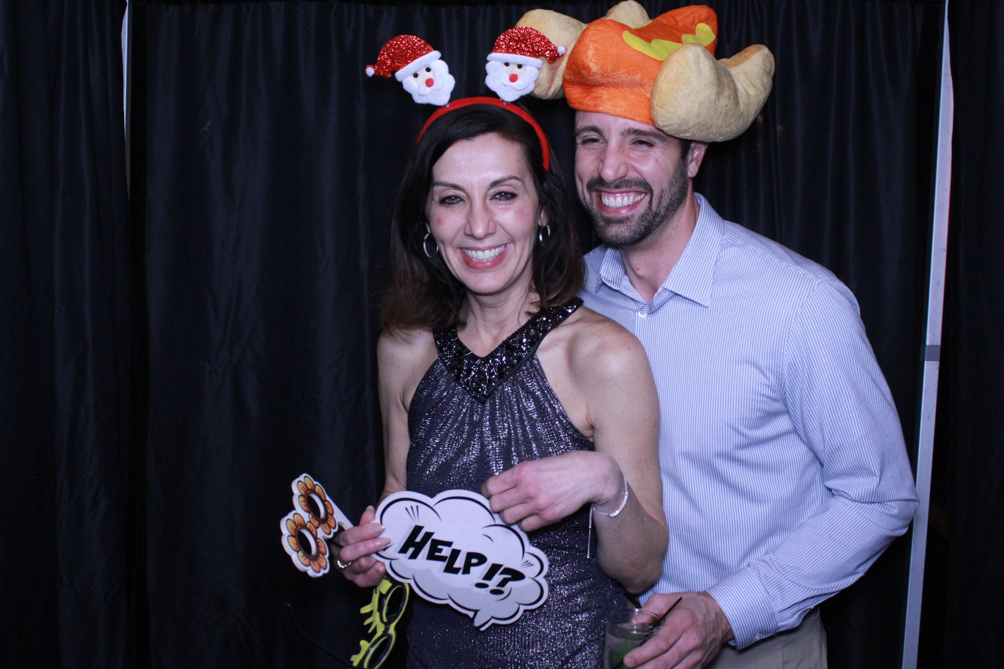 Turner Construction SSO Holiday Party | View more photos from the event at gallery.photoboothcincy.com/u/PhotoBoothCincy/Turner-Construction-SSO-Holiday-Party