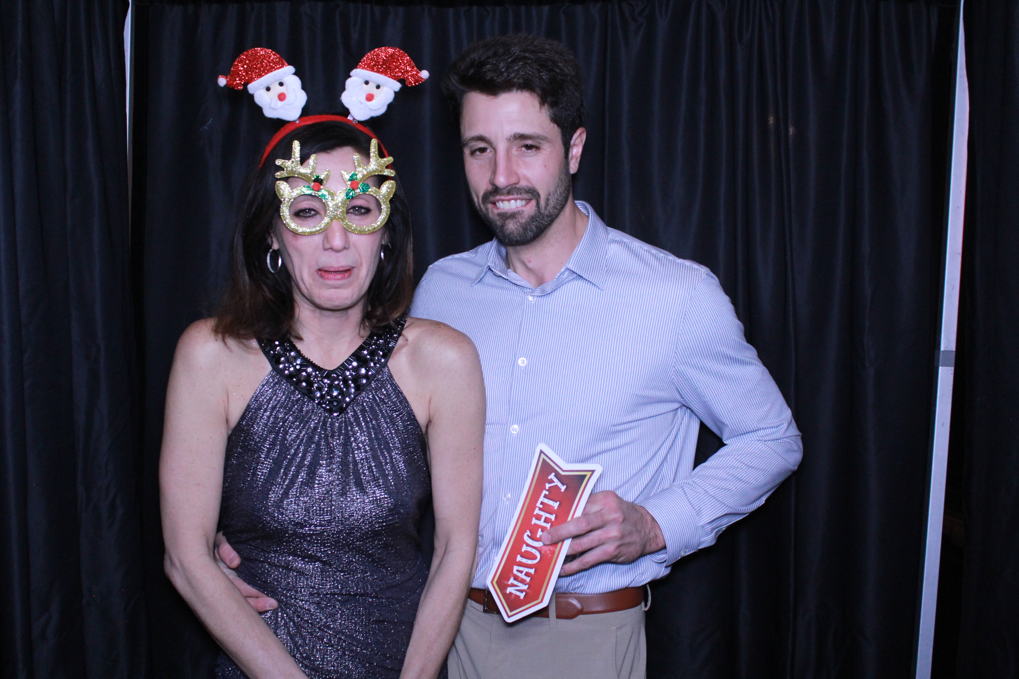 Turner Construction SSO Holiday Party | View more photos from the event at gallery.photoboothcincy.com/u/PhotoBoothCincy/Turner-Construction-SSO-Holiday-Party