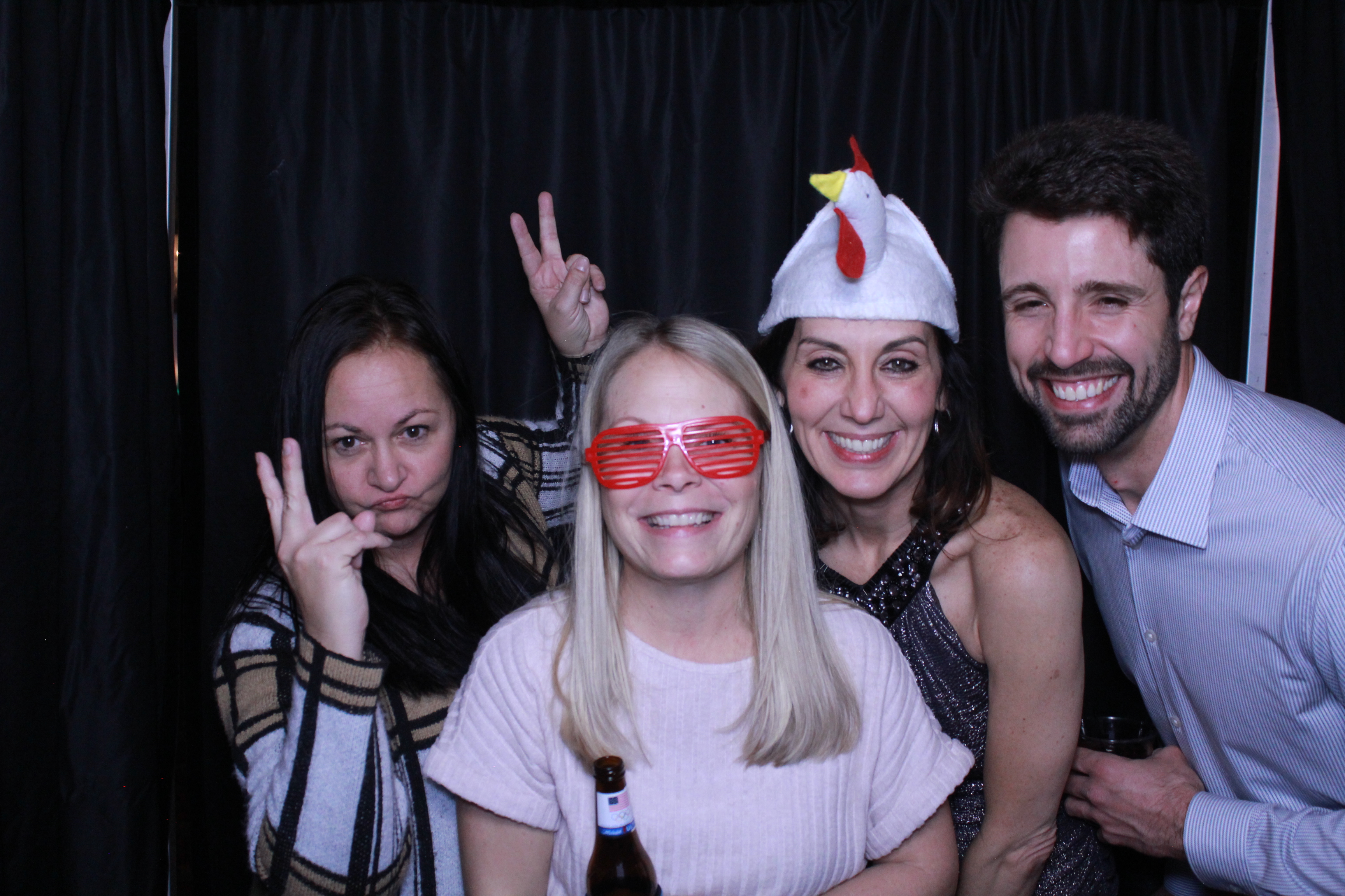 Turner Construction SSO Holiday Party | View more photos from the event at gallery.photoboothcincy.com/u/PhotoBoothCincy/Turner-Construction-SSO-Holiday-Party