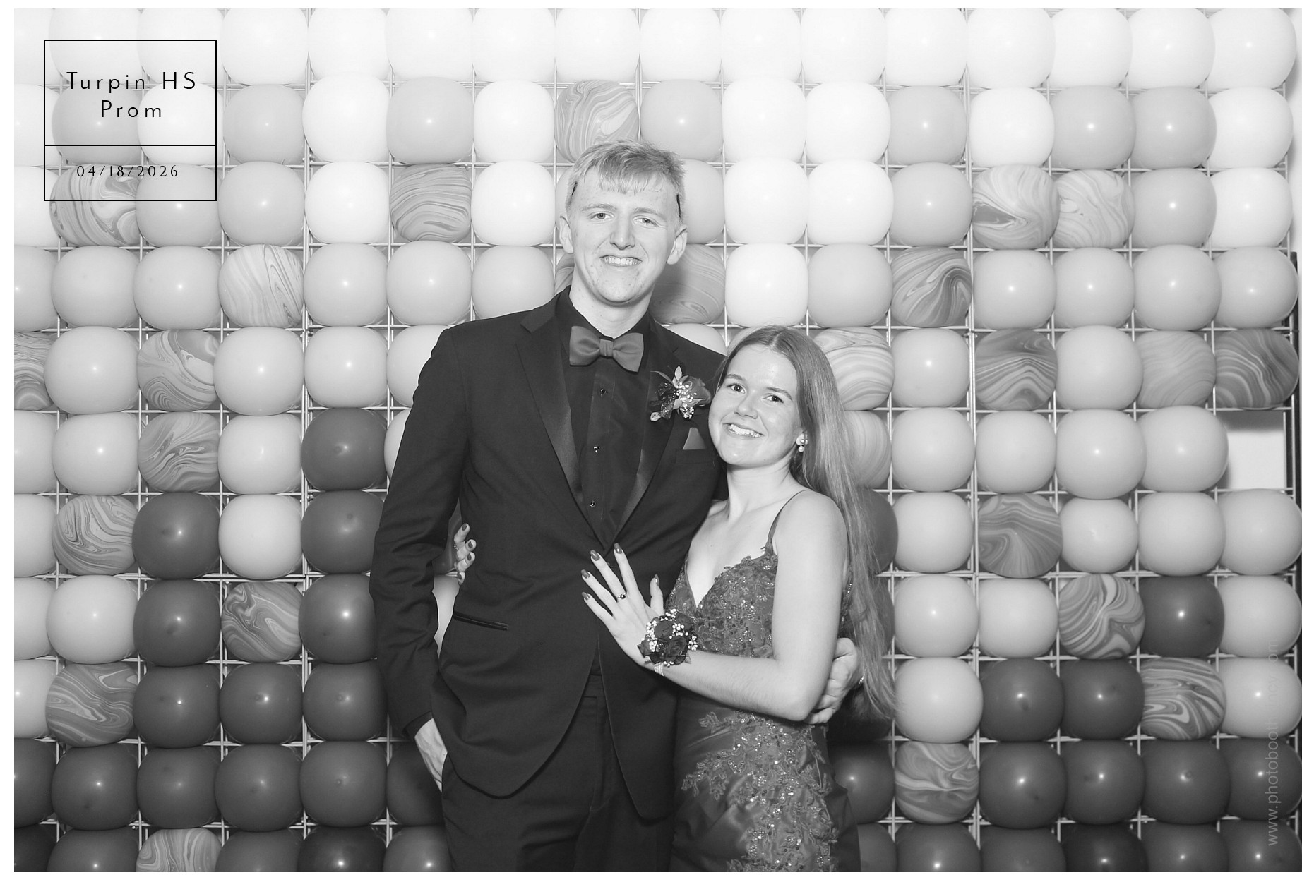 Turpin HS Prom  | View more photos from the event at gallery.photoboothcincy.com/u/PhotoBoothCincy/Turpin-HS-Prom-0