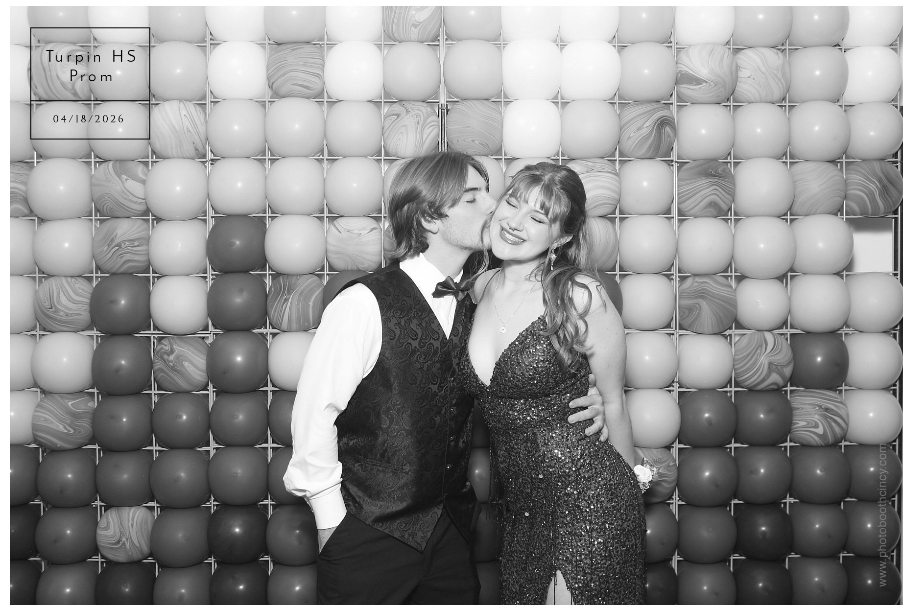 Turpin HS Prom  | View more photos from the event at gallery.photoboothcincy.com/u/PhotoBoothCincy/Turpin-HS-Prom-0