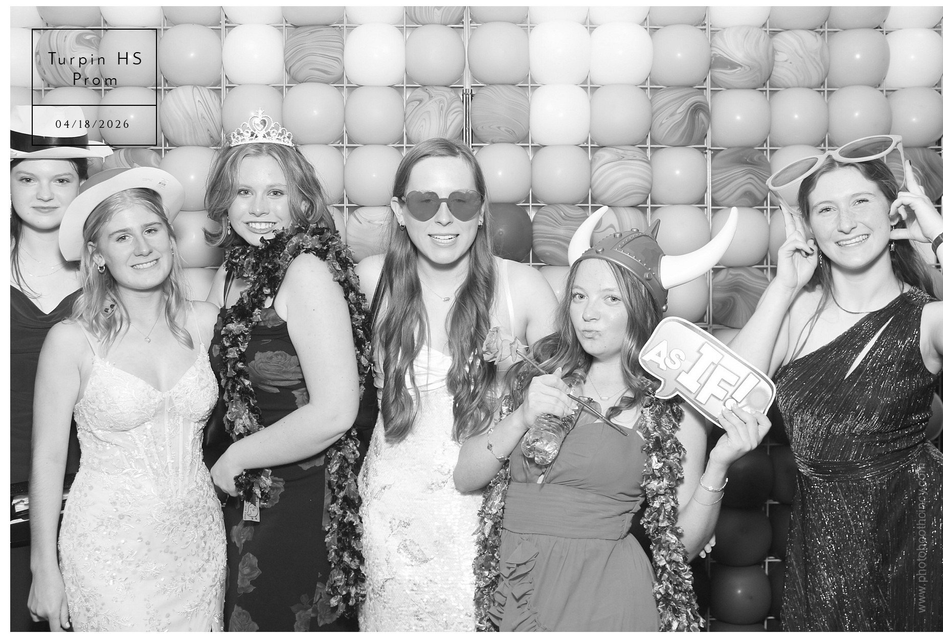 Turpin HS Prom  | View more photos from the event at gallery.photoboothcincy.com/u/PhotoBoothCincy/Turpin-HS-Prom-0