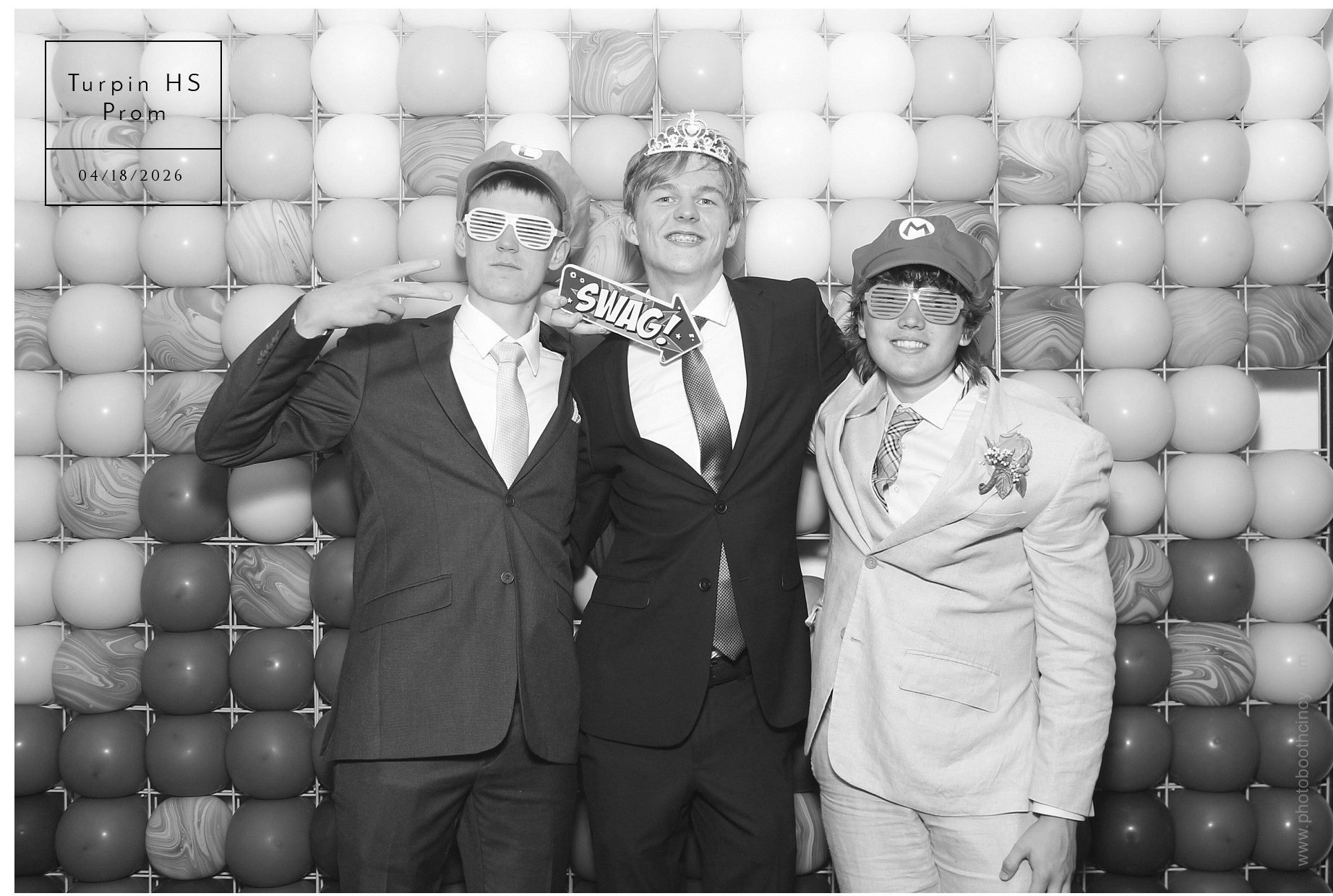 Turpin HS Prom  | View more photos from the event at gallery.photoboothcincy.com/u/PhotoBoothCincy/Turpin-HS-Prom-0