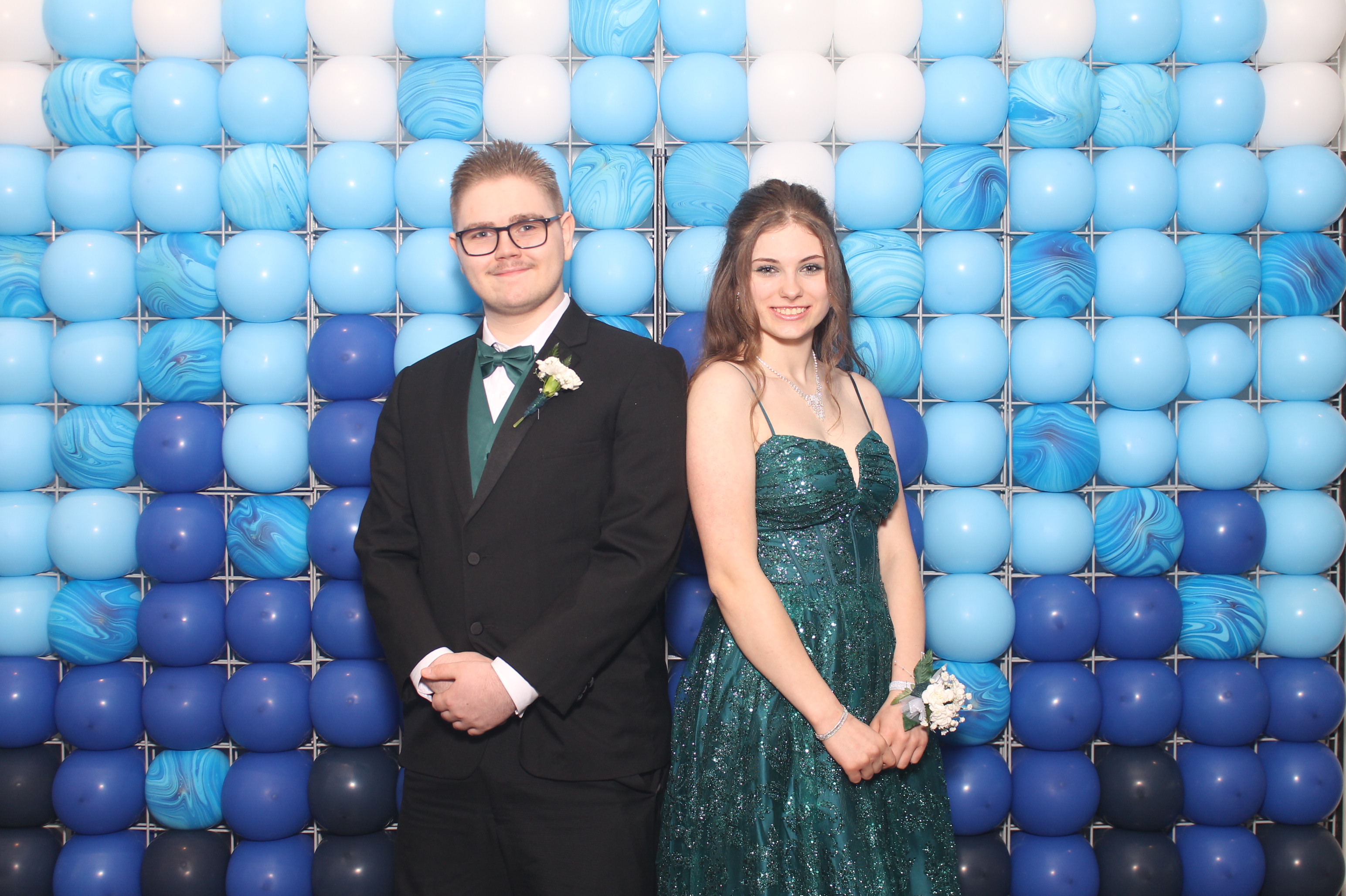 Turpin HS Prom  | View more photos from the event at gallery.photoboothcincy.com/u/PhotoBoothCincy/Turpin-HS-Prom-0
