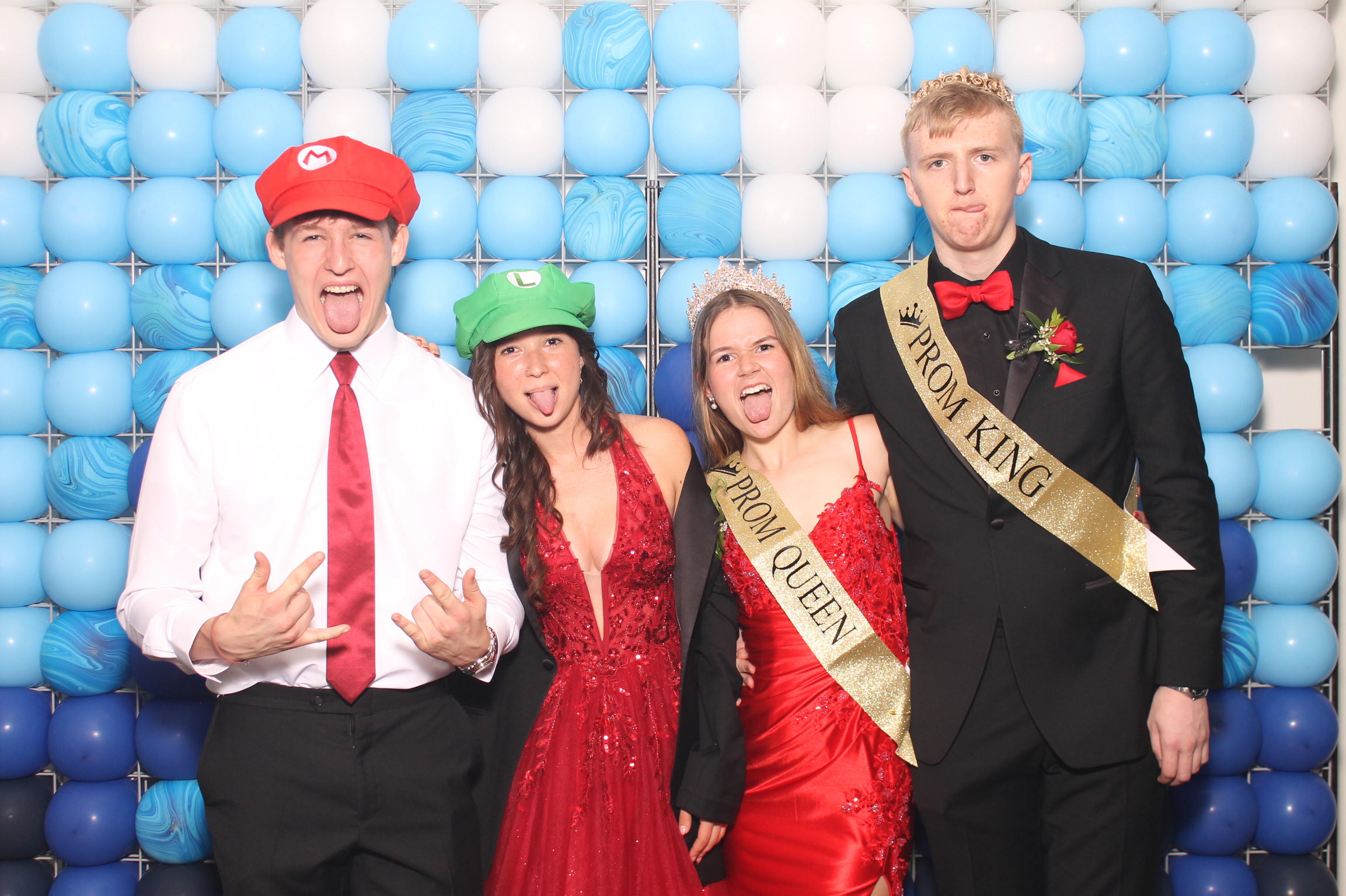 Turpin HS Prom  | View more photos from the event at gallery.photoboothcincy.com/u/PhotoBoothCincy/Turpin-HS-Prom-0