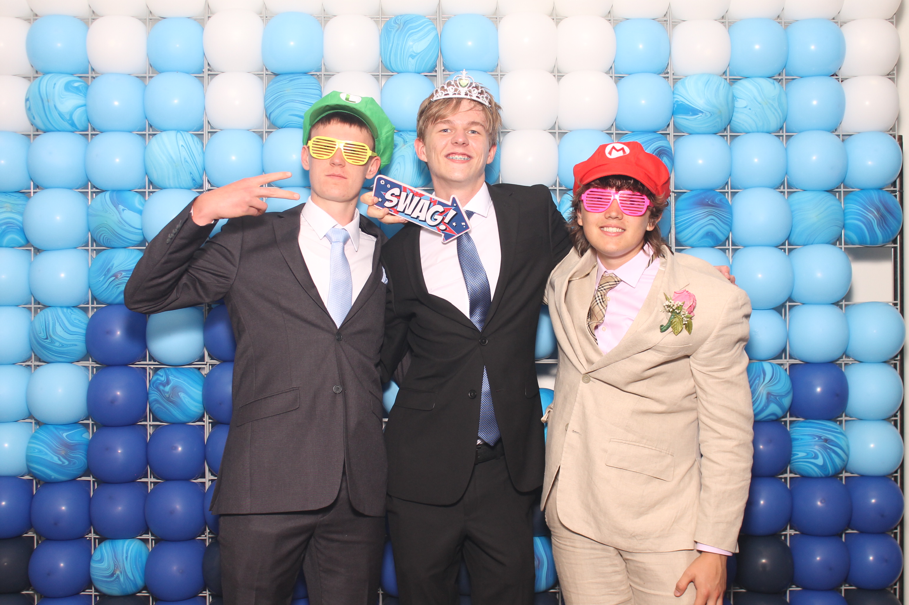 Turpin HS Prom  | View more photos from the event at gallery.photoboothcincy.com/u/PhotoBoothCincy/Turpin-HS-Prom-0