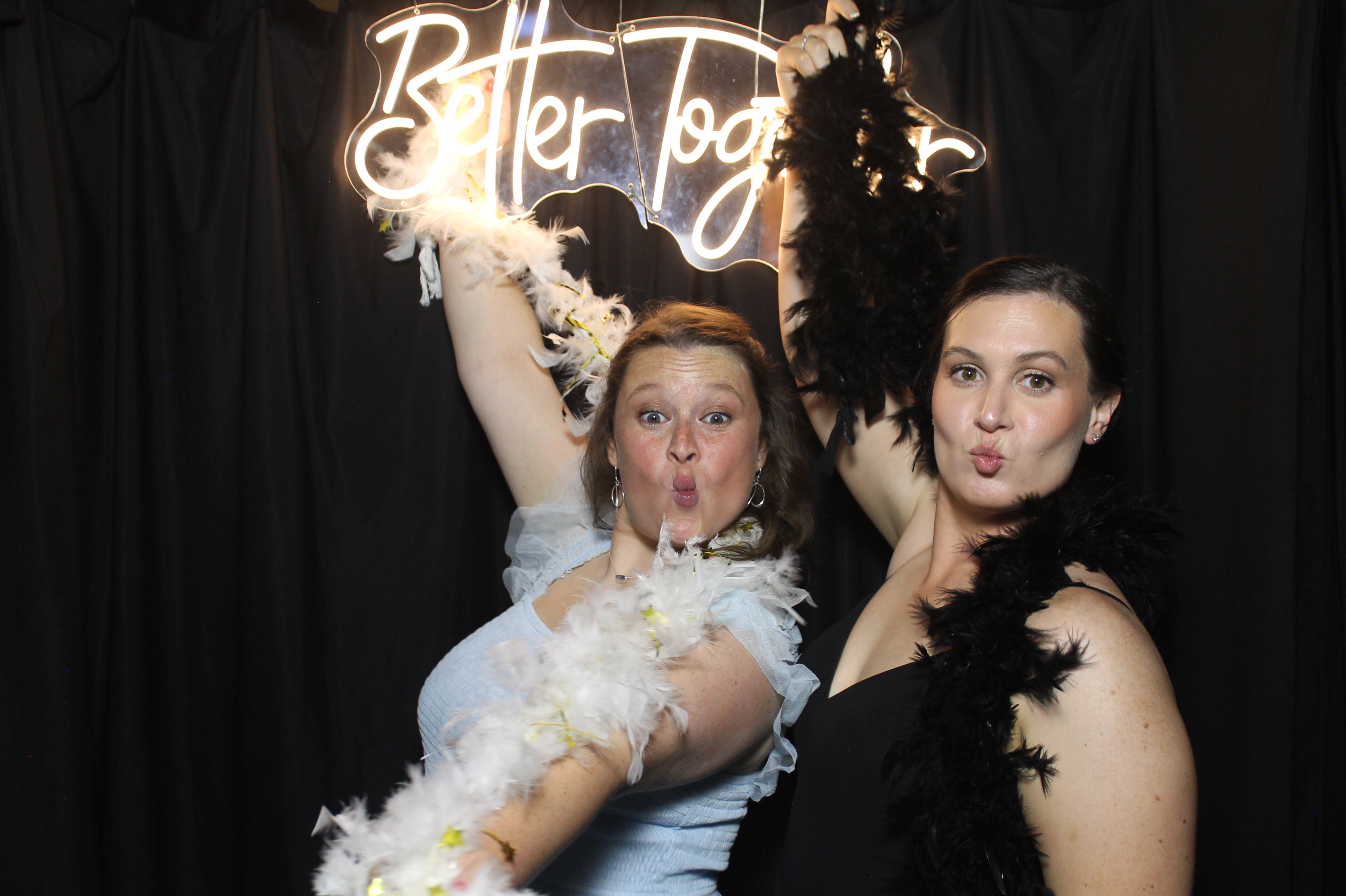 Tyler & Lizzie | View more photos from the event at gallery.photoboothcincy.com/u/PhotoBoothCincy/Tyler-Lizzie