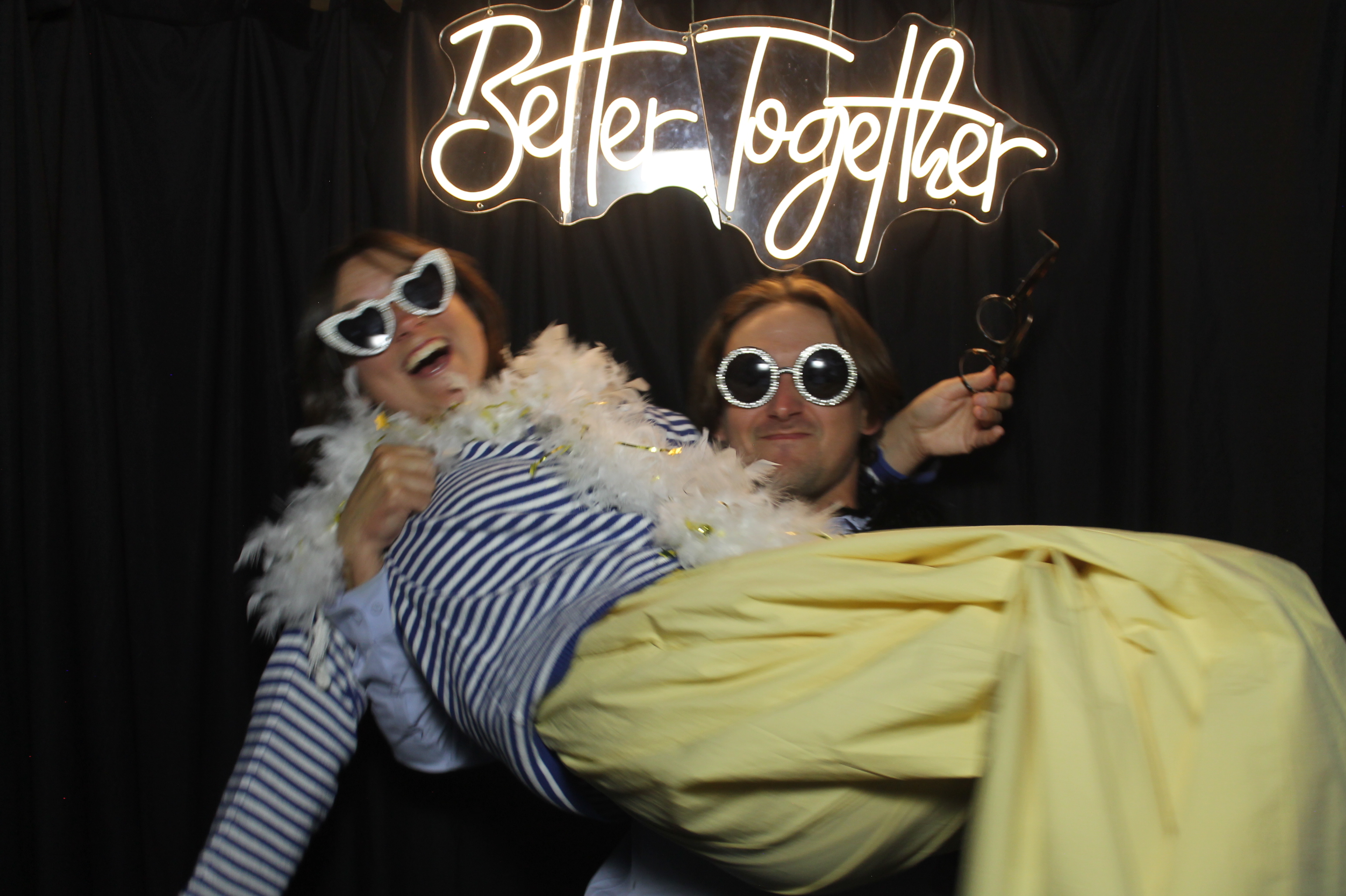 Tyler & Lizzie | View more photos from the event at gallery.photoboothcincy.com/u/PhotoBoothCincy/Tyler-Lizzie