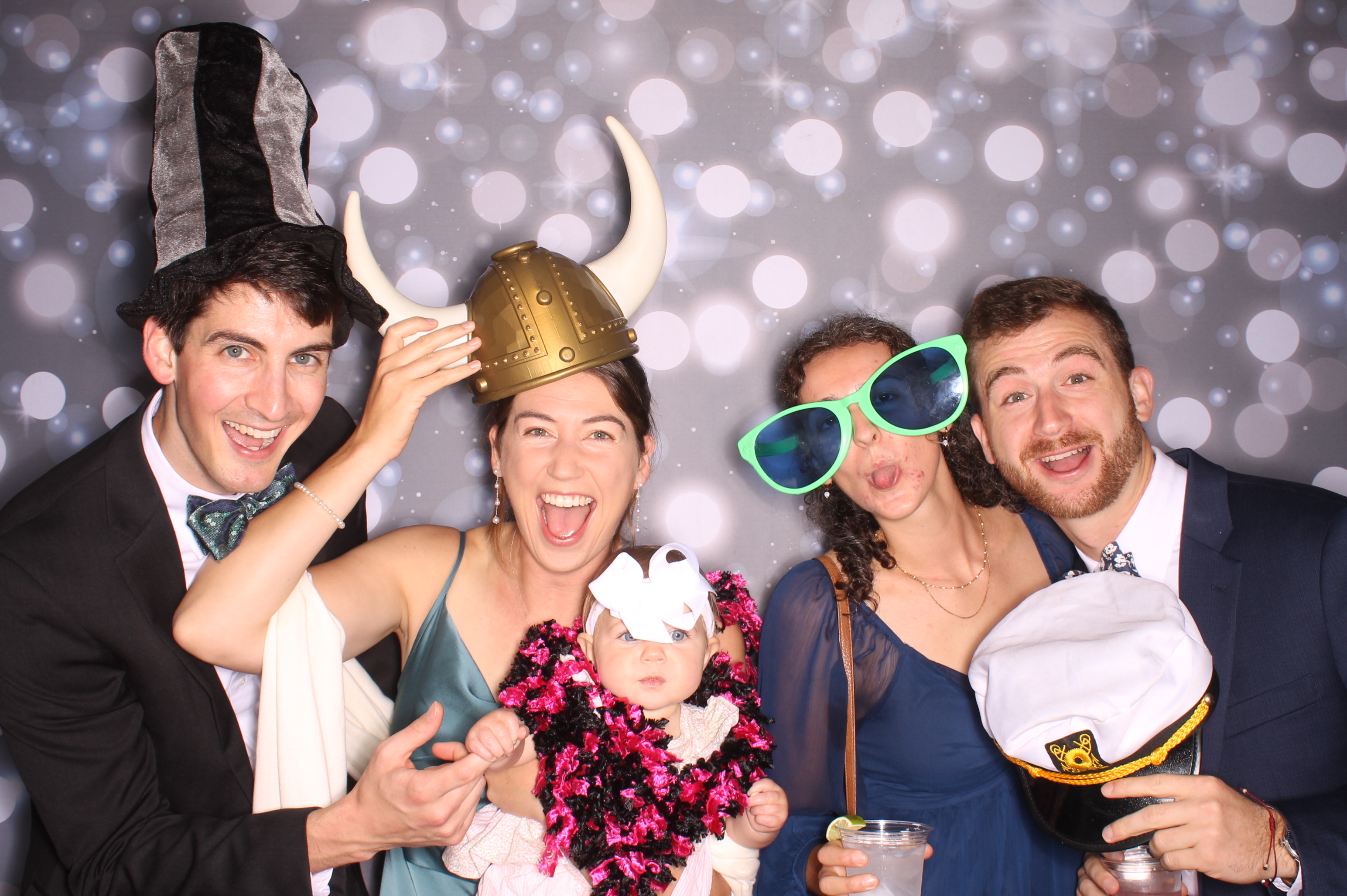 Tyler & Shannon Reception | View more photos from the event at gallery.photoboothcincy.com/u/PhotoBoothCincy/Tyler-Shannon-Reception