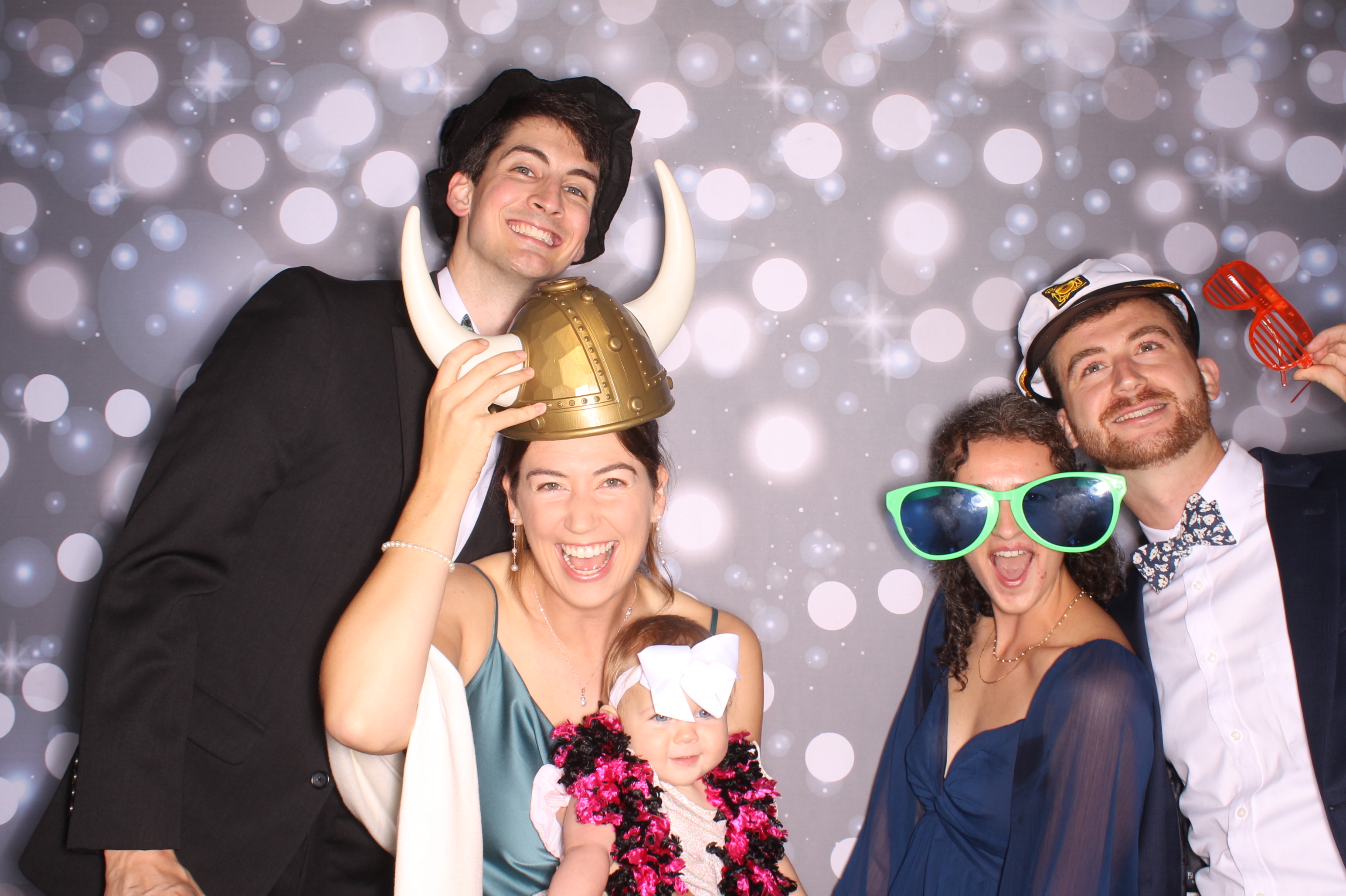 Tyler & Shannon Reception | View more photos from the event at gallery.photoboothcincy.com/u/PhotoBoothCincy/Tyler-Shannon-Reception