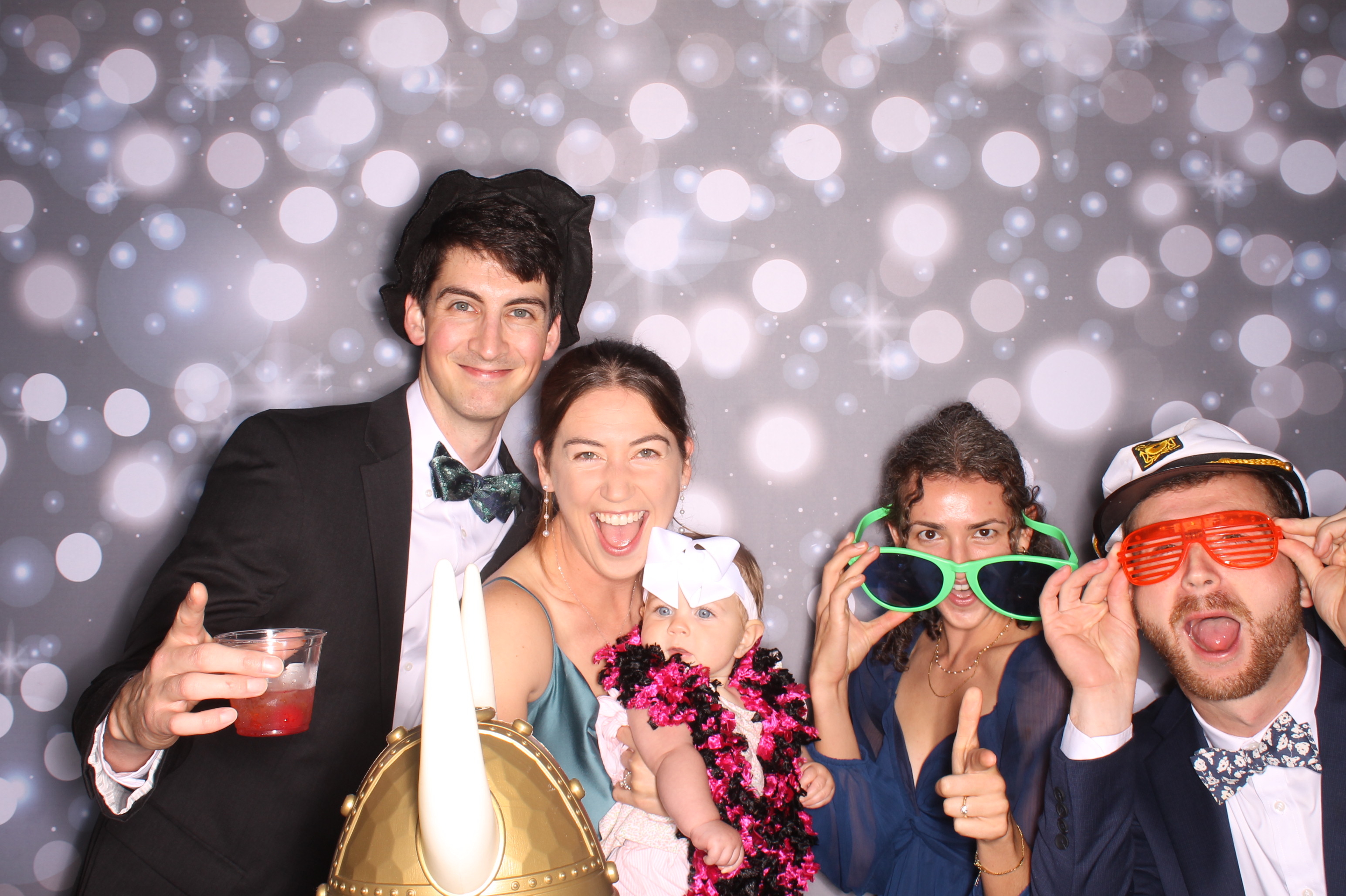 Tyler & Shannon Reception | View more photos from the event at gallery.photoboothcincy.com/u/PhotoBoothCincy/Tyler-Shannon-Reception