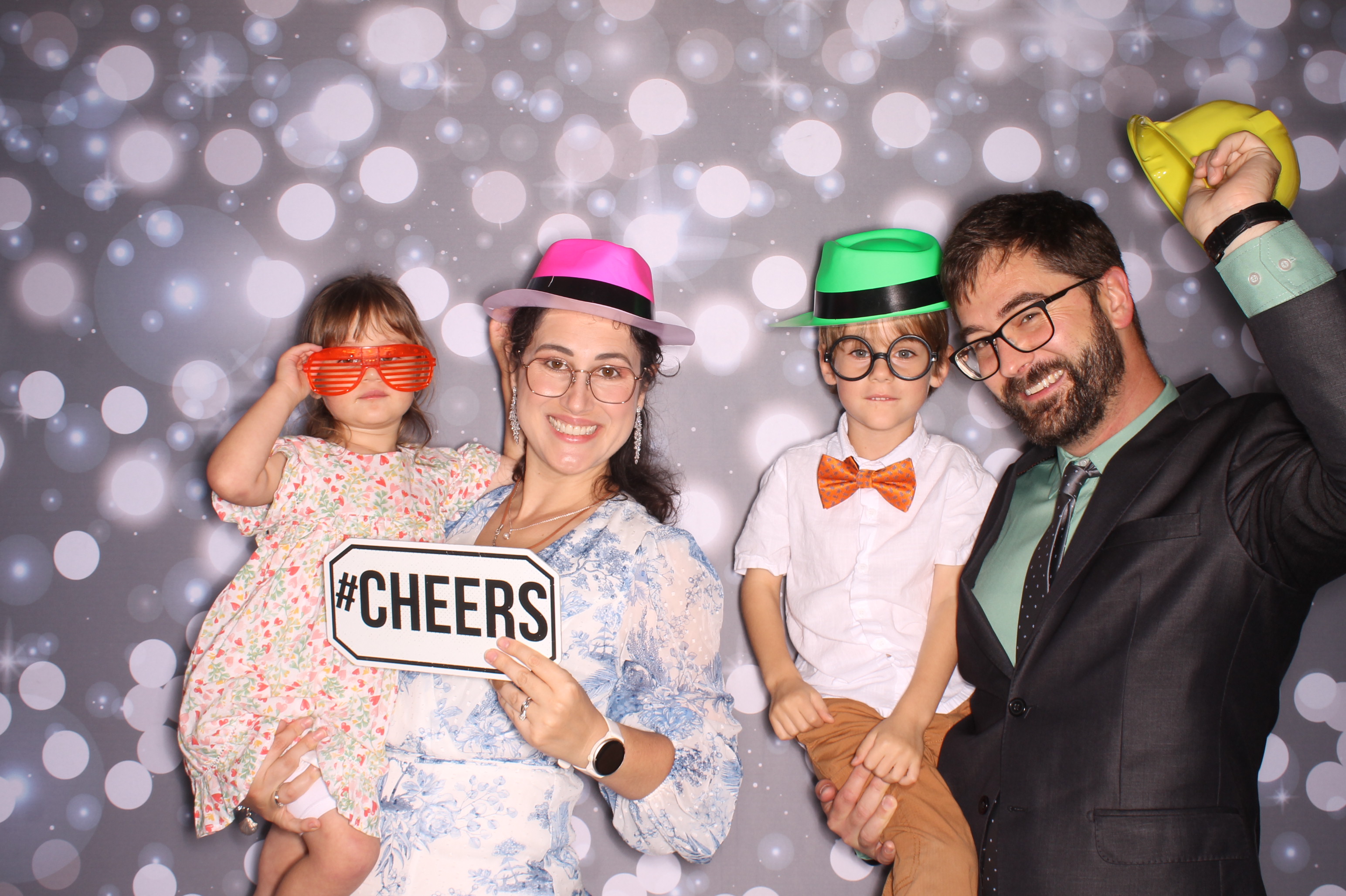 Tyler & Shannon Reception | View more photos from the event at gallery.photoboothcincy.com/u/PhotoBoothCincy/Tyler-Shannon-Reception