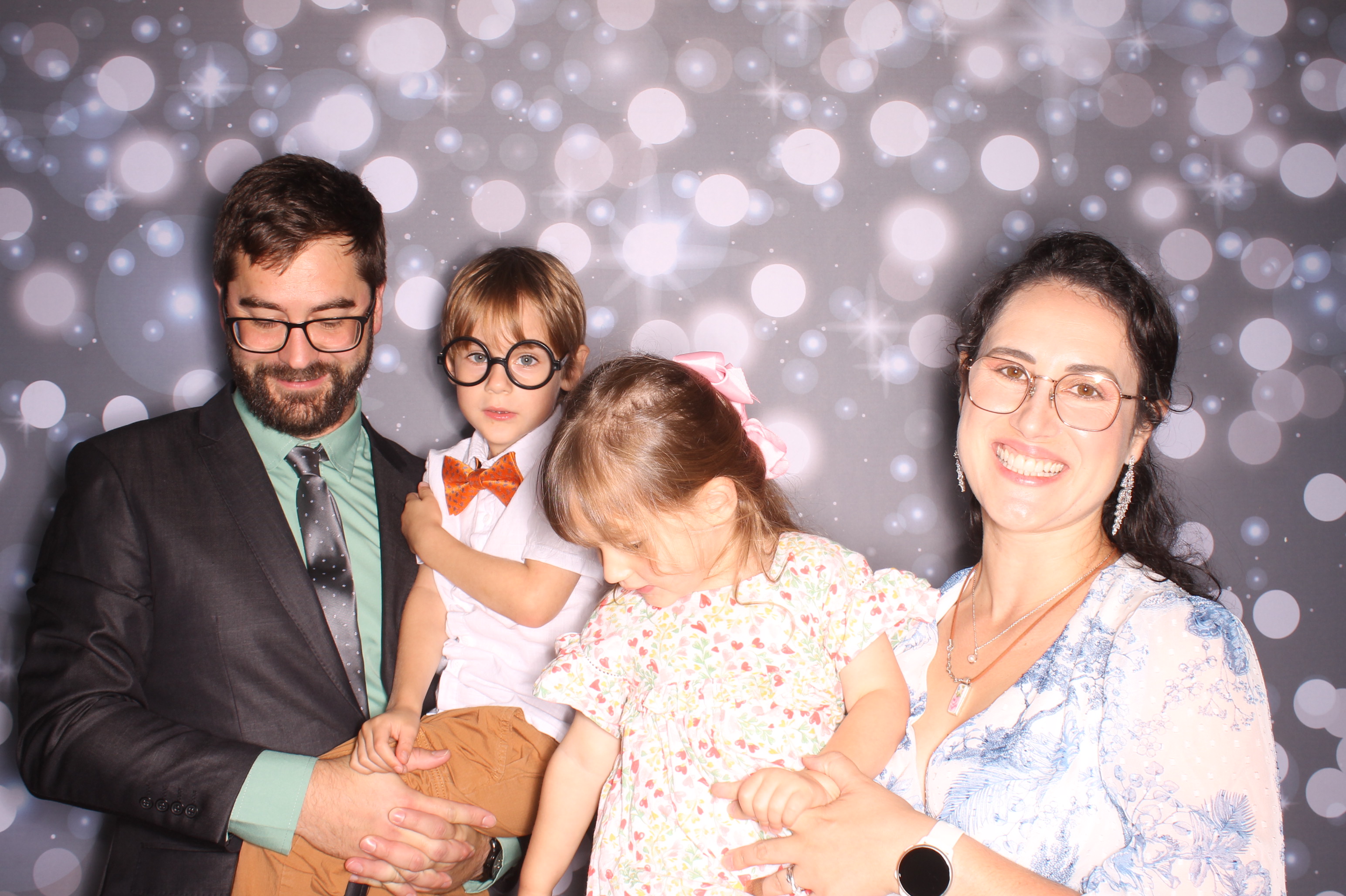 Tyler & Shannon Reception | View more photos from the event at gallery.photoboothcincy.com/u/PhotoBoothCincy/Tyler-Shannon-Reception
