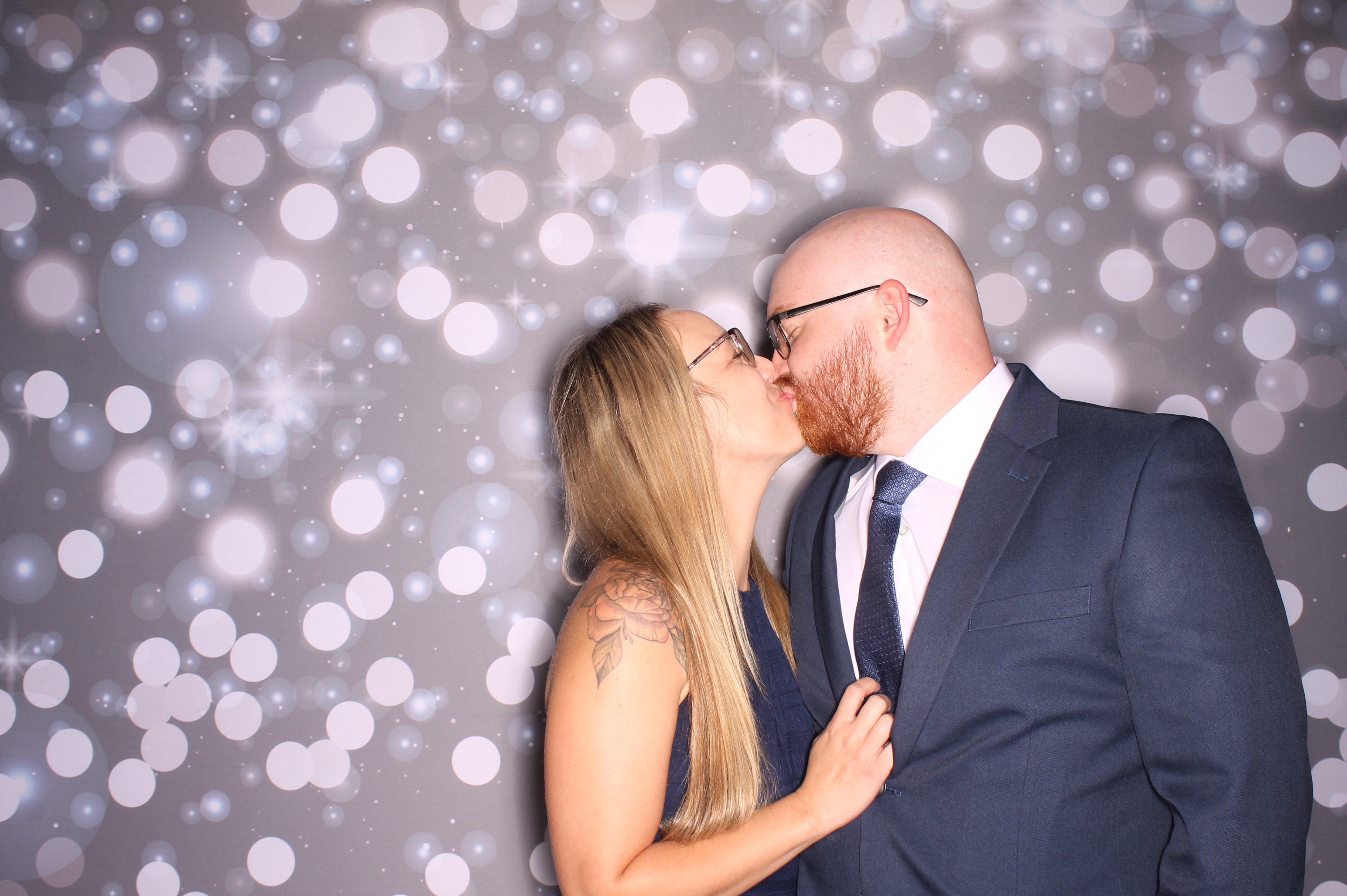 Tyler & Shannon Reception | View more photos from the event at gallery.photoboothcincy.com/u/PhotoBoothCincy/Tyler-Shannon-Reception