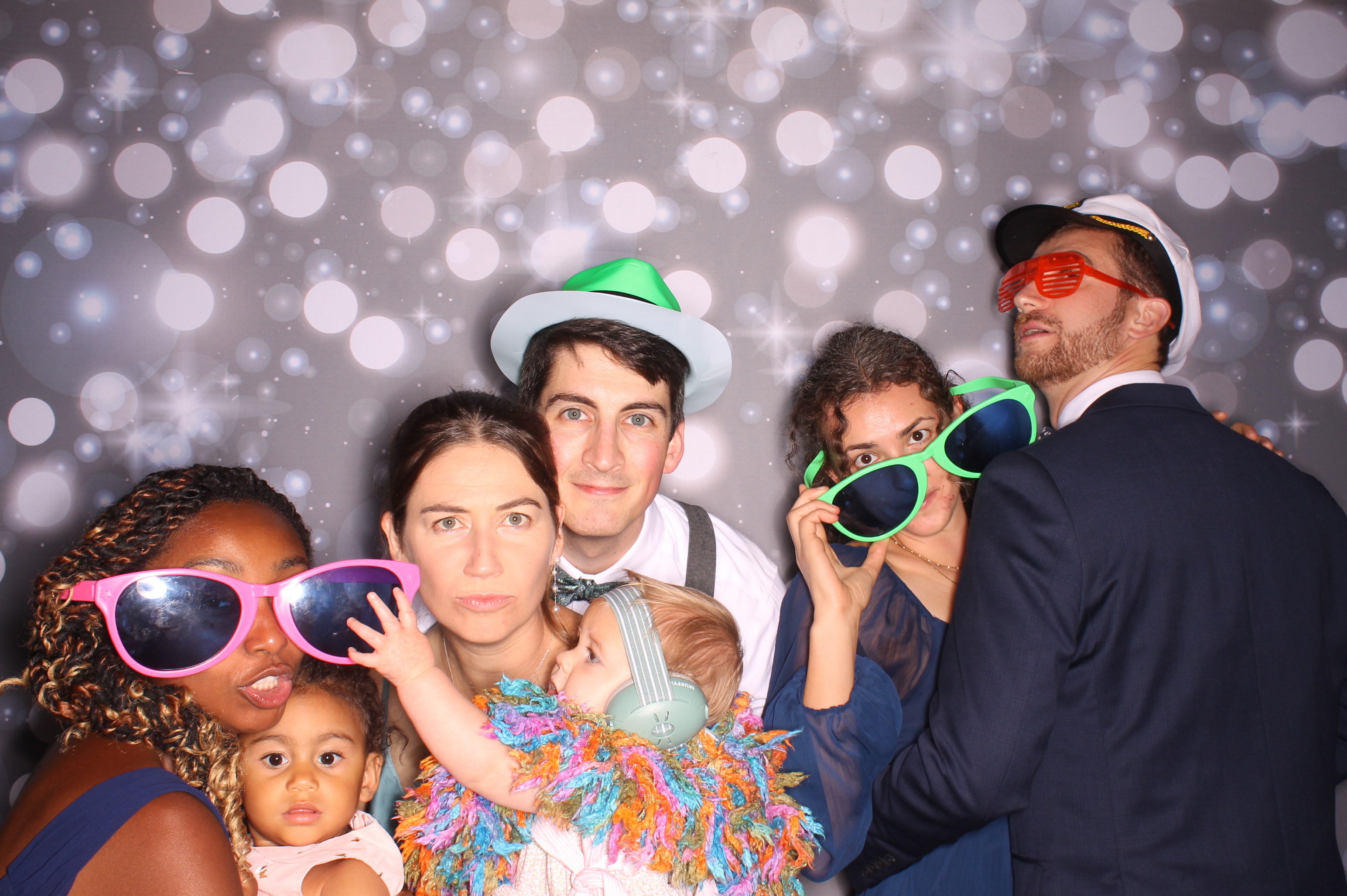Tyler & Shannon Reception | View more photos from the event at gallery.photoboothcincy.com/u/PhotoBoothCincy/Tyler-Shannon-Reception