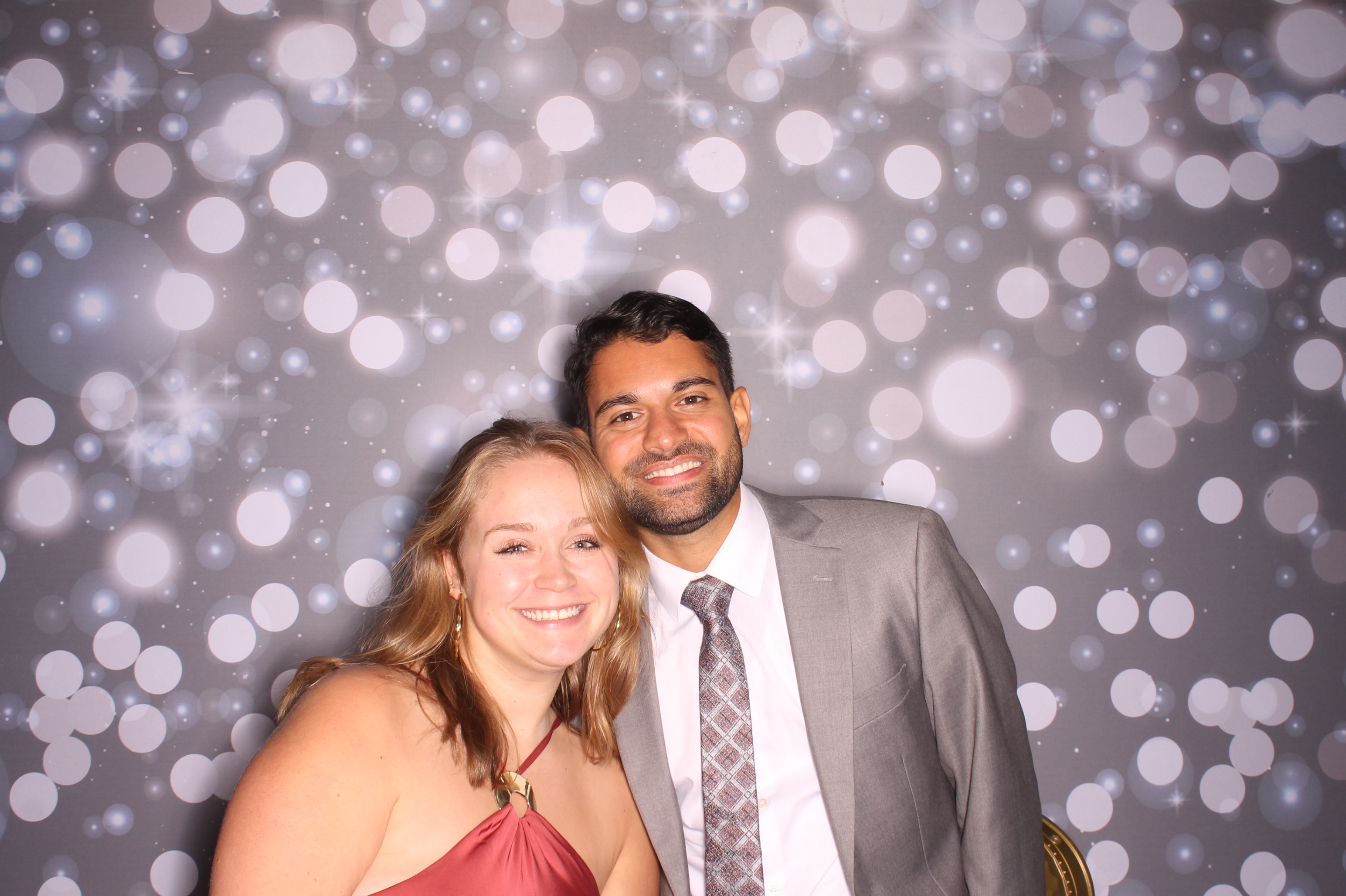 Tyler & Shannon Reception | View more photos from the event at gallery.photoboothcincy.com/u/PhotoBoothCincy/Tyler-Shannon-Reception