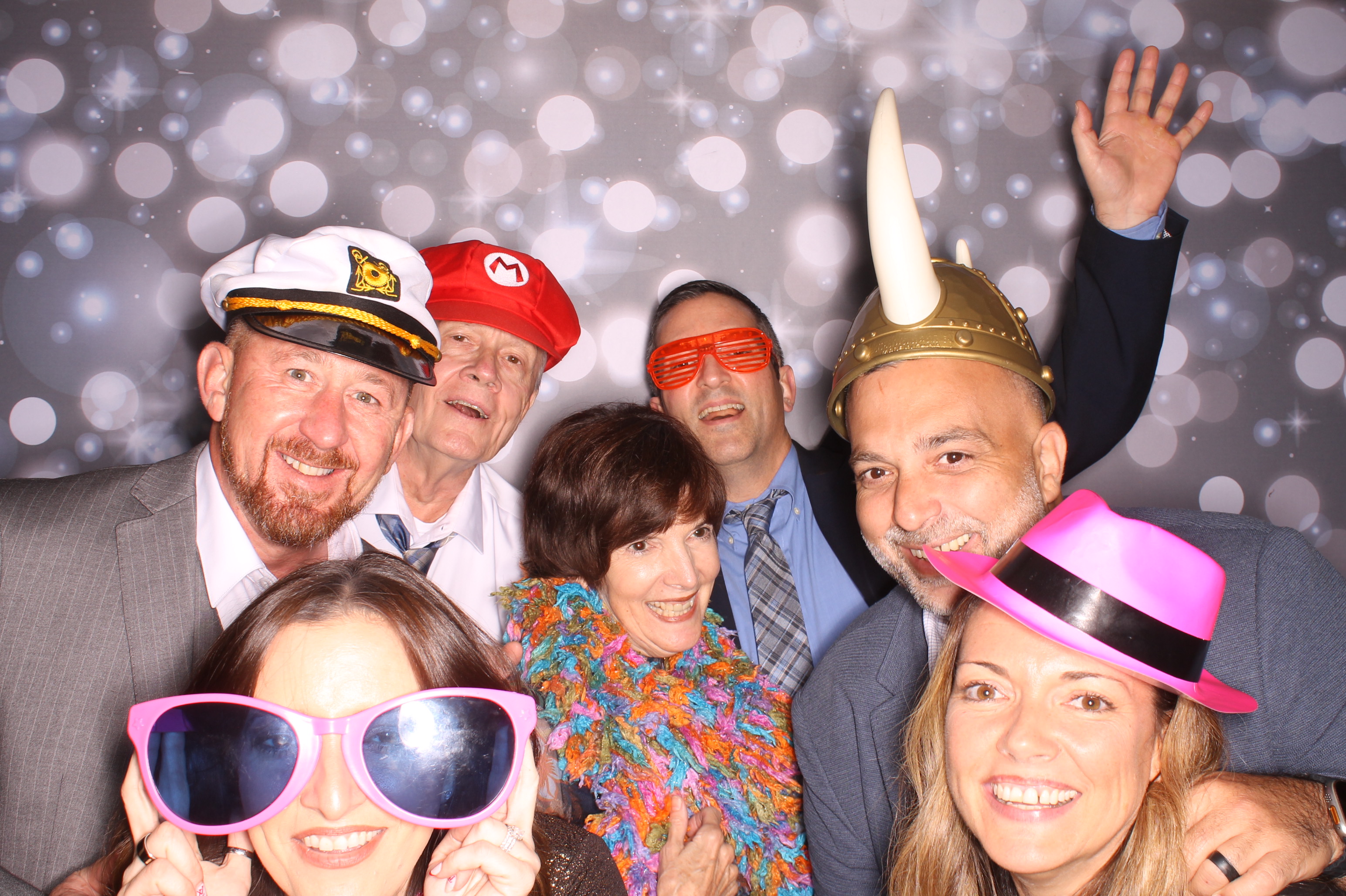 Tyler & Shannon Reception | View more photos from the event at gallery.photoboothcincy.com/u/PhotoBoothCincy/Tyler-Shannon-Reception