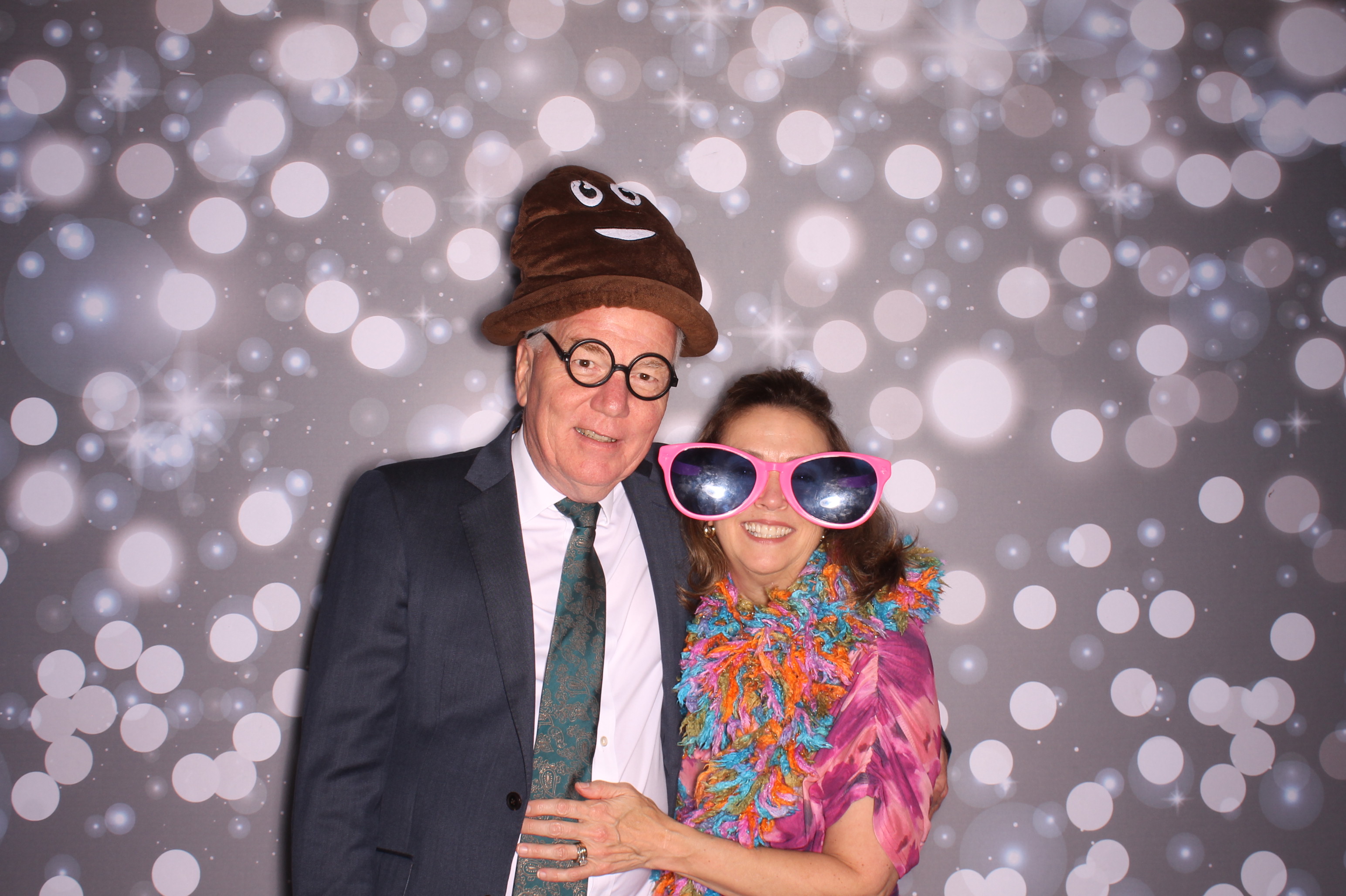 Tyler & Shannon Reception | View more photos from the event at gallery.photoboothcincy.com/u/PhotoBoothCincy/Tyler-Shannon-Reception