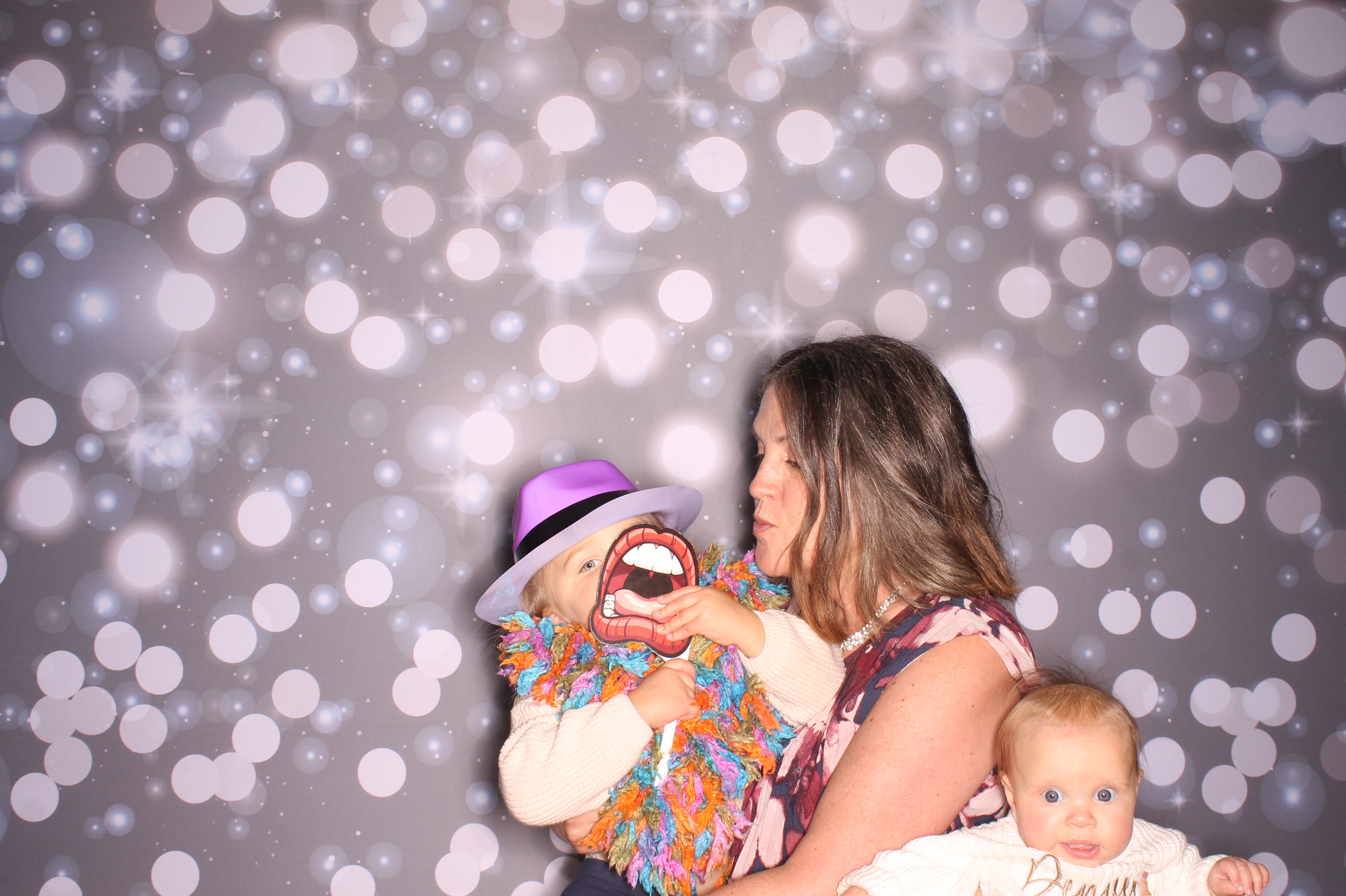 Tyler & Shannon Reception | View more photos from the event at gallery.photoboothcincy.com/u/PhotoBoothCincy/Tyler-Shannon-Reception