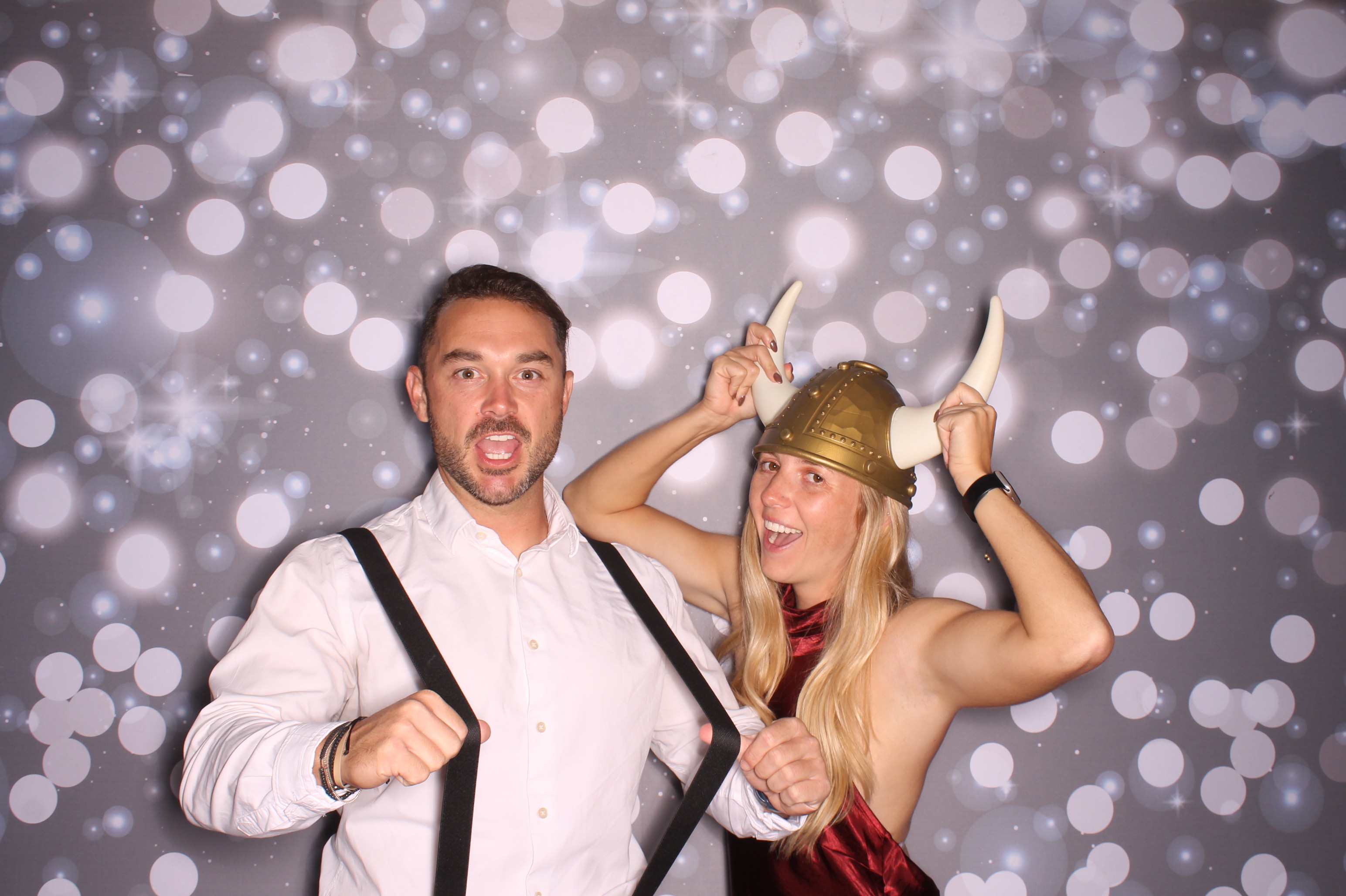 Tyler & Shannon Reception | View more photos from the event at gallery.photoboothcincy.com/u/PhotoBoothCincy/Tyler-Shannon-Reception