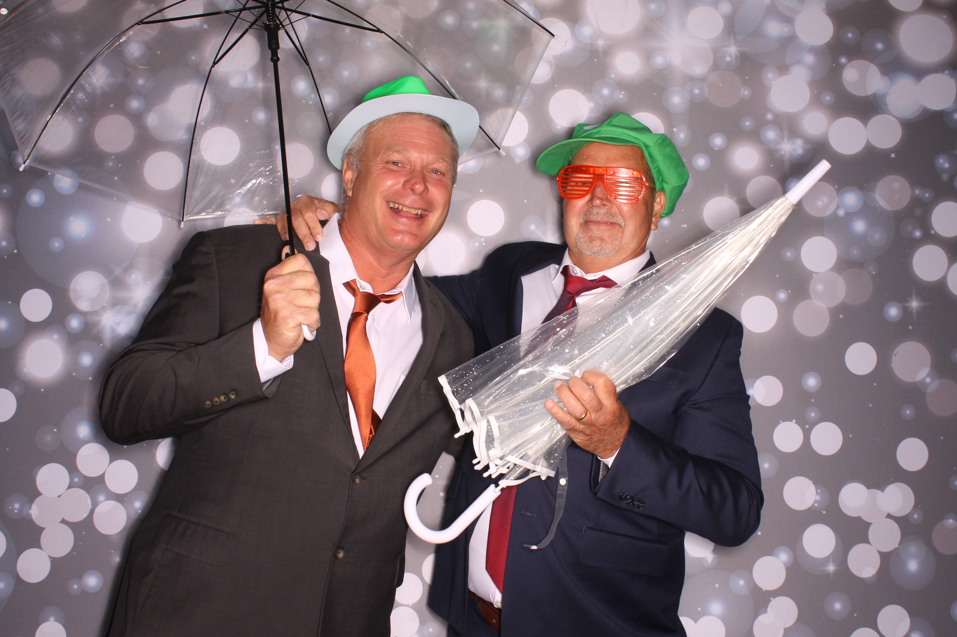 Tyler & Shannon Reception | View more photos from the event at gallery.photoboothcincy.com/u/PhotoBoothCincy/Tyler-Shannon-Reception