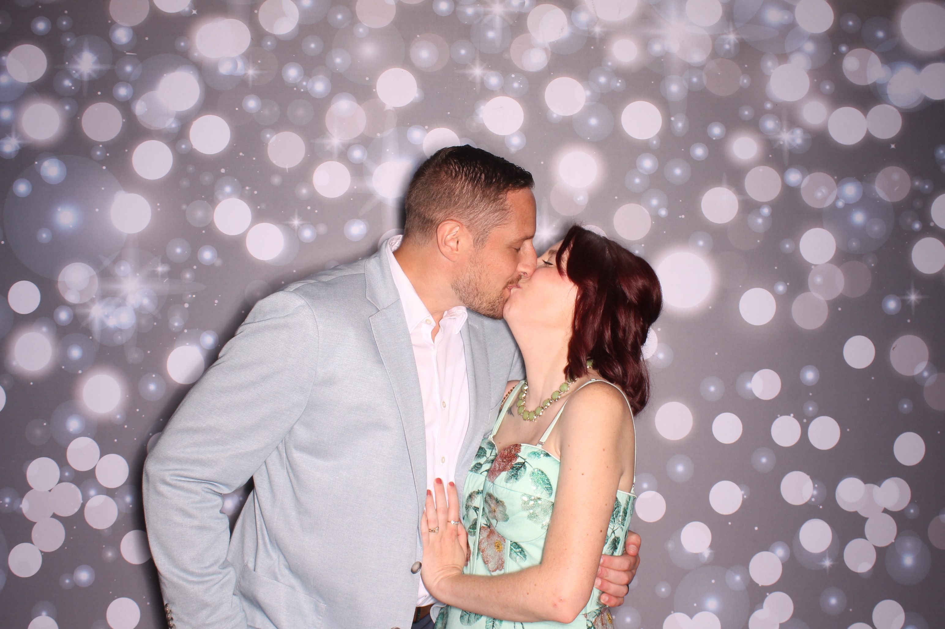 Tyler & Shannon Reception | View more photos from the event at gallery.photoboothcincy.com/u/PhotoBoothCincy/Tyler-Shannon-Reception