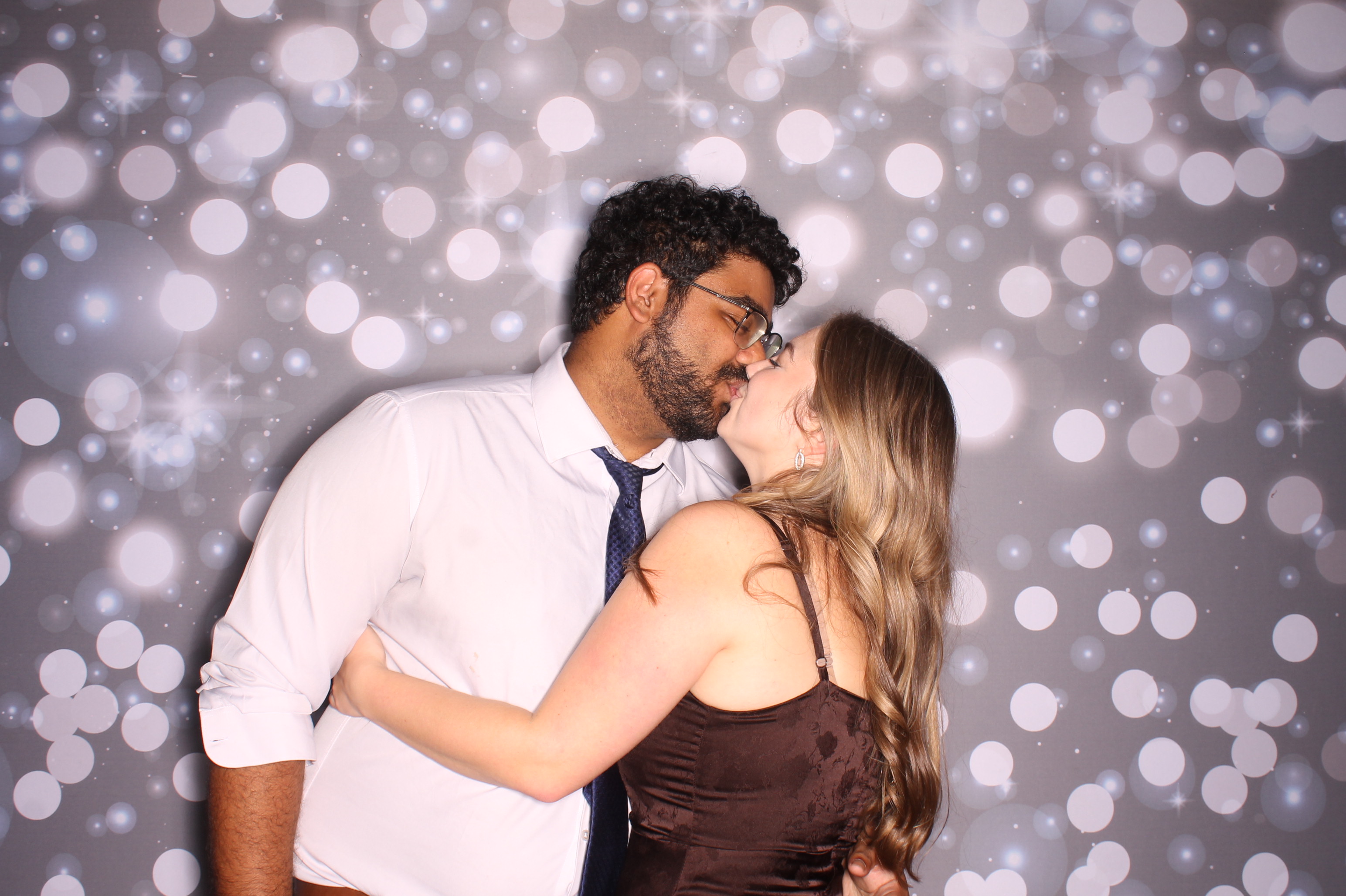 Tyler & Shannon Reception | View more photos from the event at gallery.photoboothcincy.com/u/PhotoBoothCincy/Tyler-Shannon-Reception