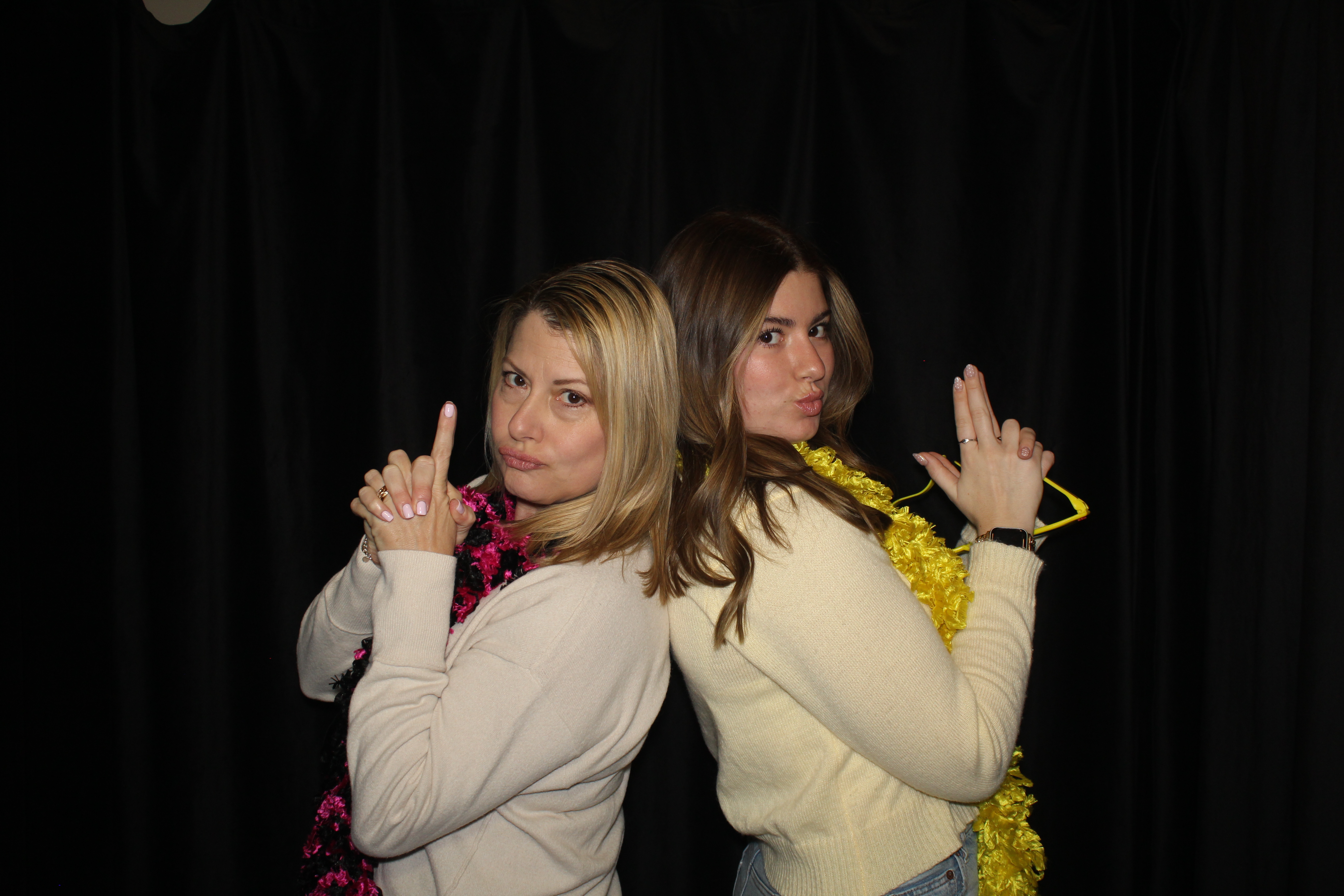 UC Zeta Tau Alpha Ladies' Day | View more photos from the event at gallery.photoboothcincy.com/u/PhotoBoothCincy/UC-Zeta-Tau-Alpha-Ladies-Day
